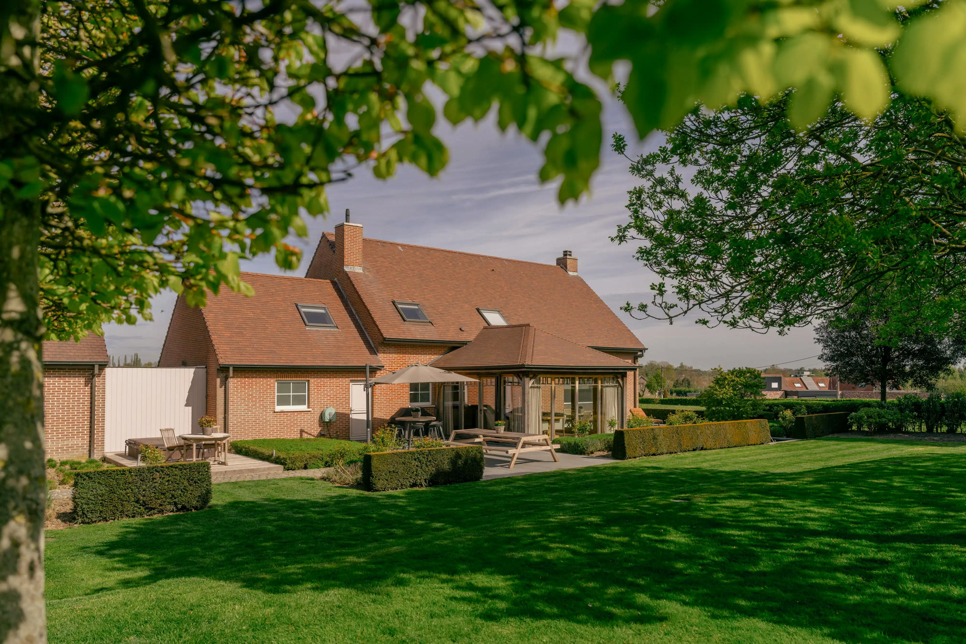 Villa op uitzonderlijke, groene locatie te Aalbeke/Kortrijk foto 3