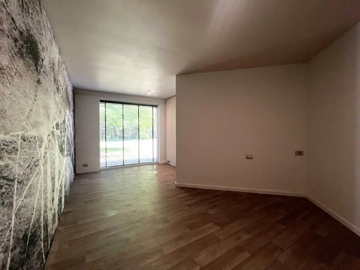 Langemark - Alleenstaande ruime villa met zwembad&nbsp; op een uitzonderlijk domein foto 21