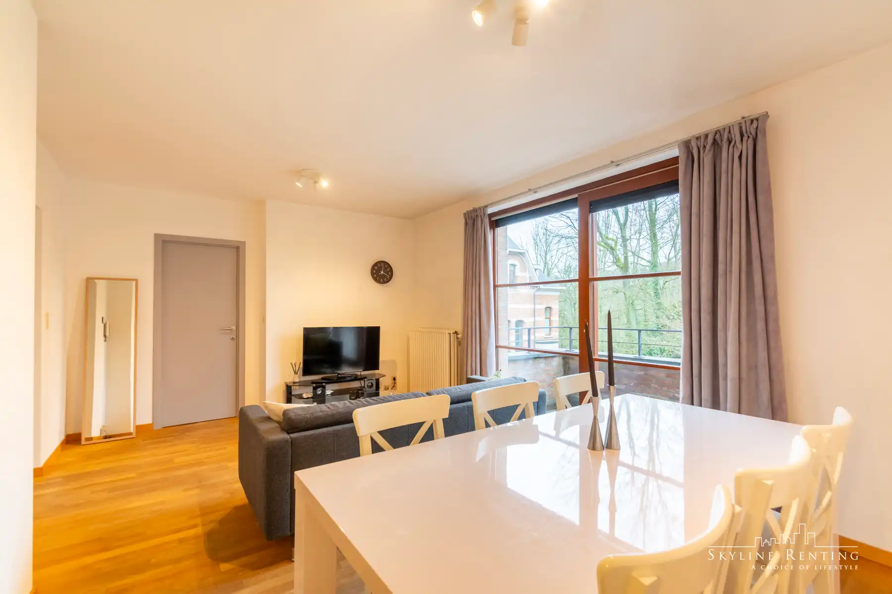 LICHTRIJK - 1 slaapkamer appartement met TERRAS foto 2