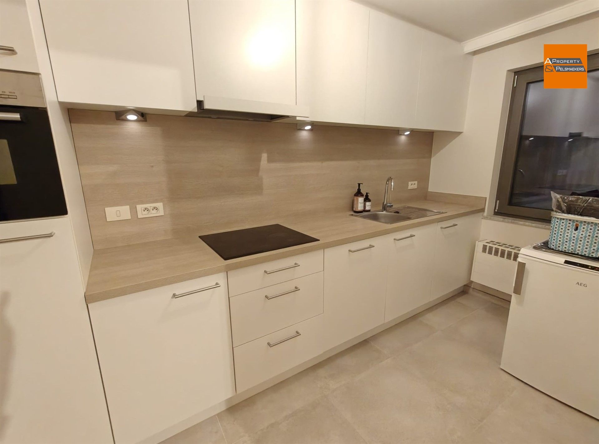 Volledig gerenoveerd appartement met 2 slpk. Leuven centrum.  foto 5