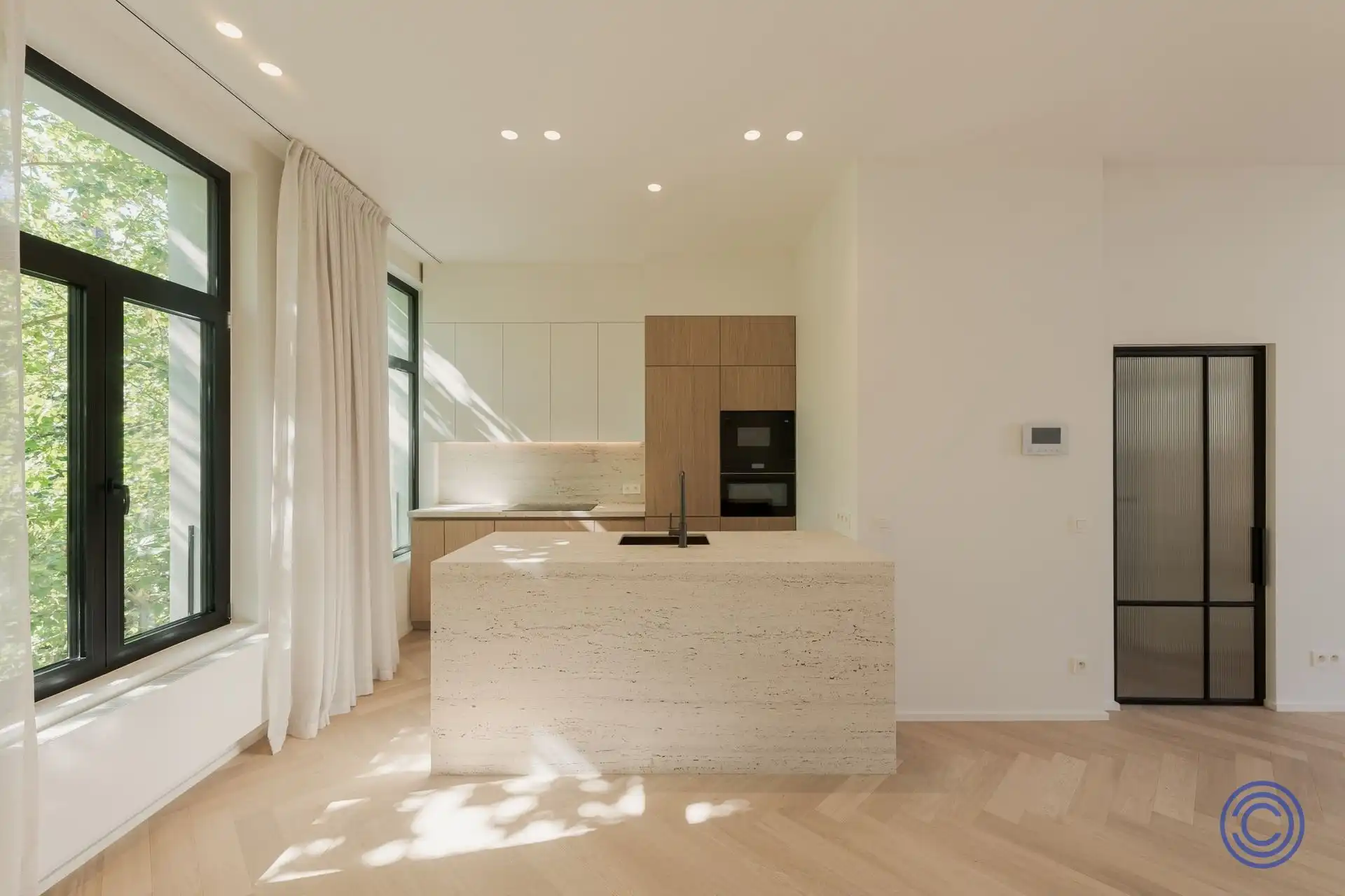 Exclusieve triplex met zonneterras nabij de geliefde Marnixplaats foto 10