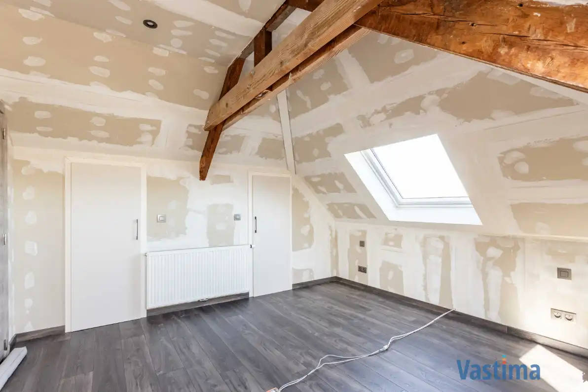 Lichtrijke halfopen bebouwing met 3 slaapkamers, tuin en garage foto 22