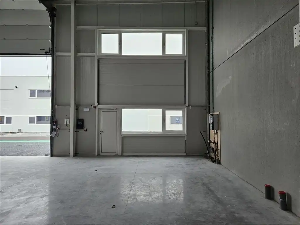 Nieuwbouw KMO-unit te huur in Evergem nabij R4 foto 2