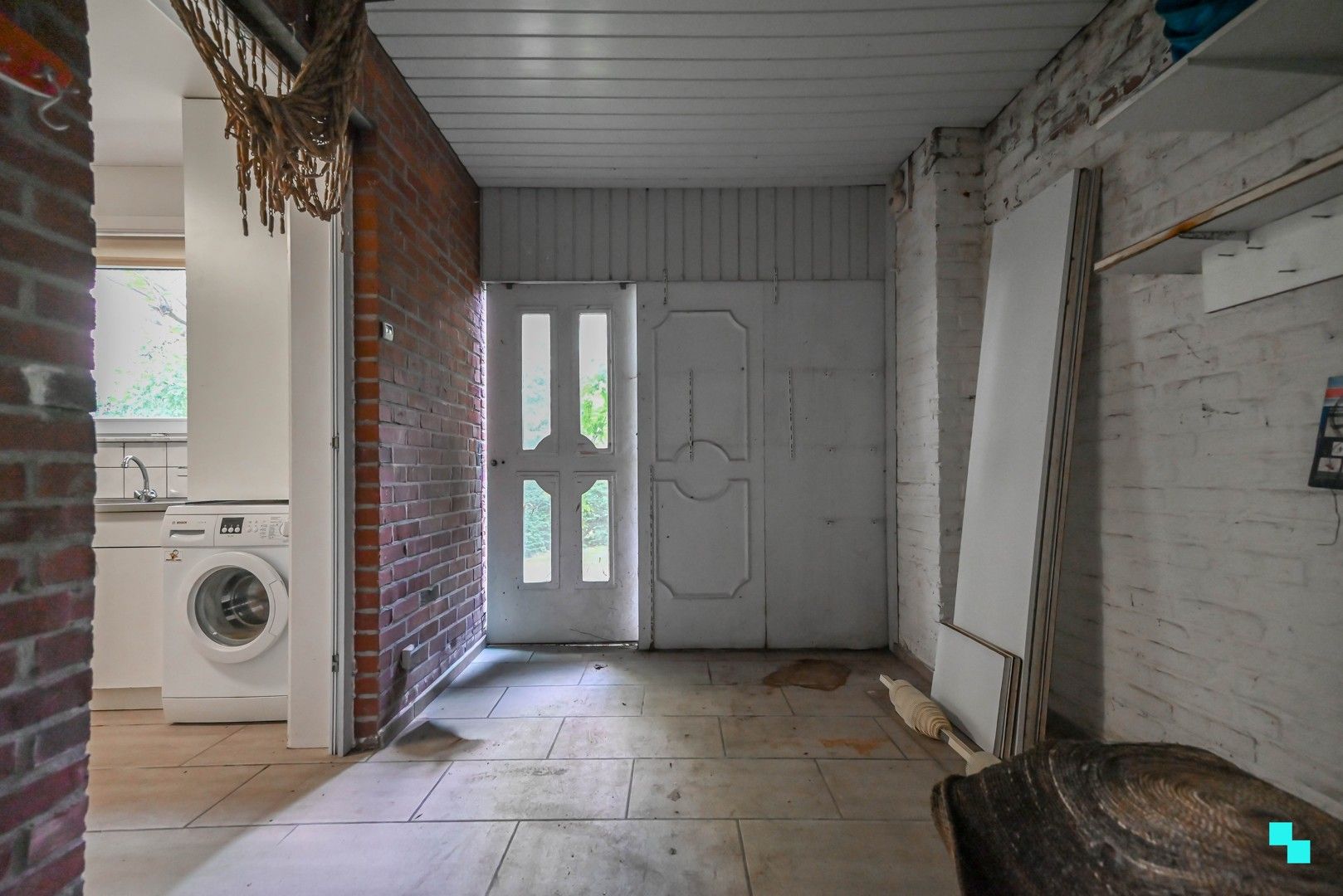 Halfopen bebouwing in hartje Ingelmunster foto 16