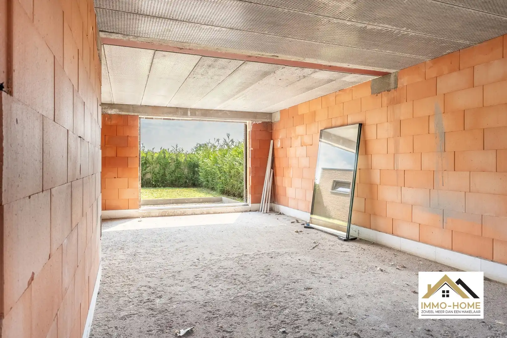 HOB casco woning met héél veel potentieel foto 4