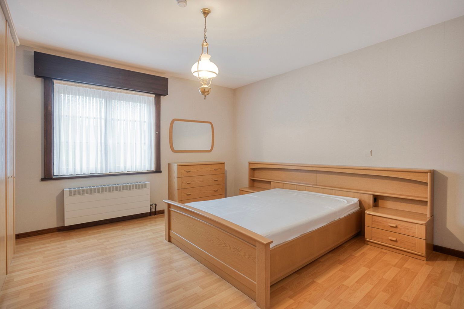 Uitstekend onderhouden driegevelwoning op topligging foto 11