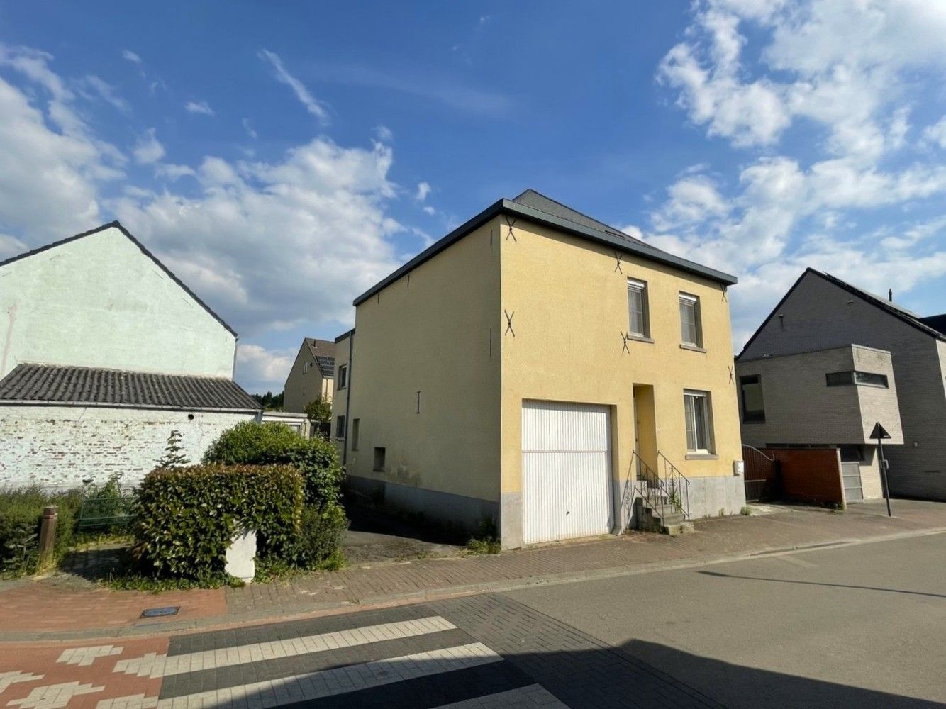 Hoofdfoto van de publicatie: Te renoveren woning met karakter en potentieel in Bertem