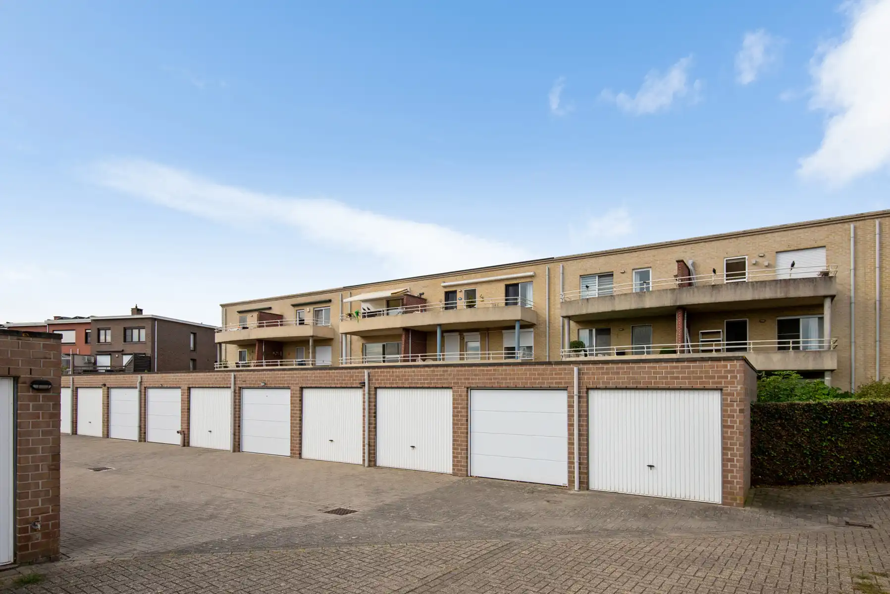 Rustig gelegen appartement met lift, terras en garagebox foto 16