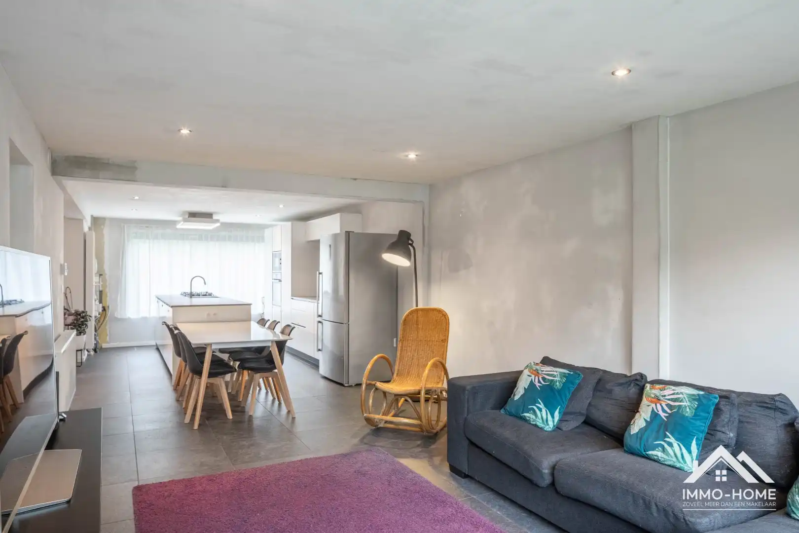Prachtige gerenoveerde woning op een topligging in Sint-Amandsberg! foto 10