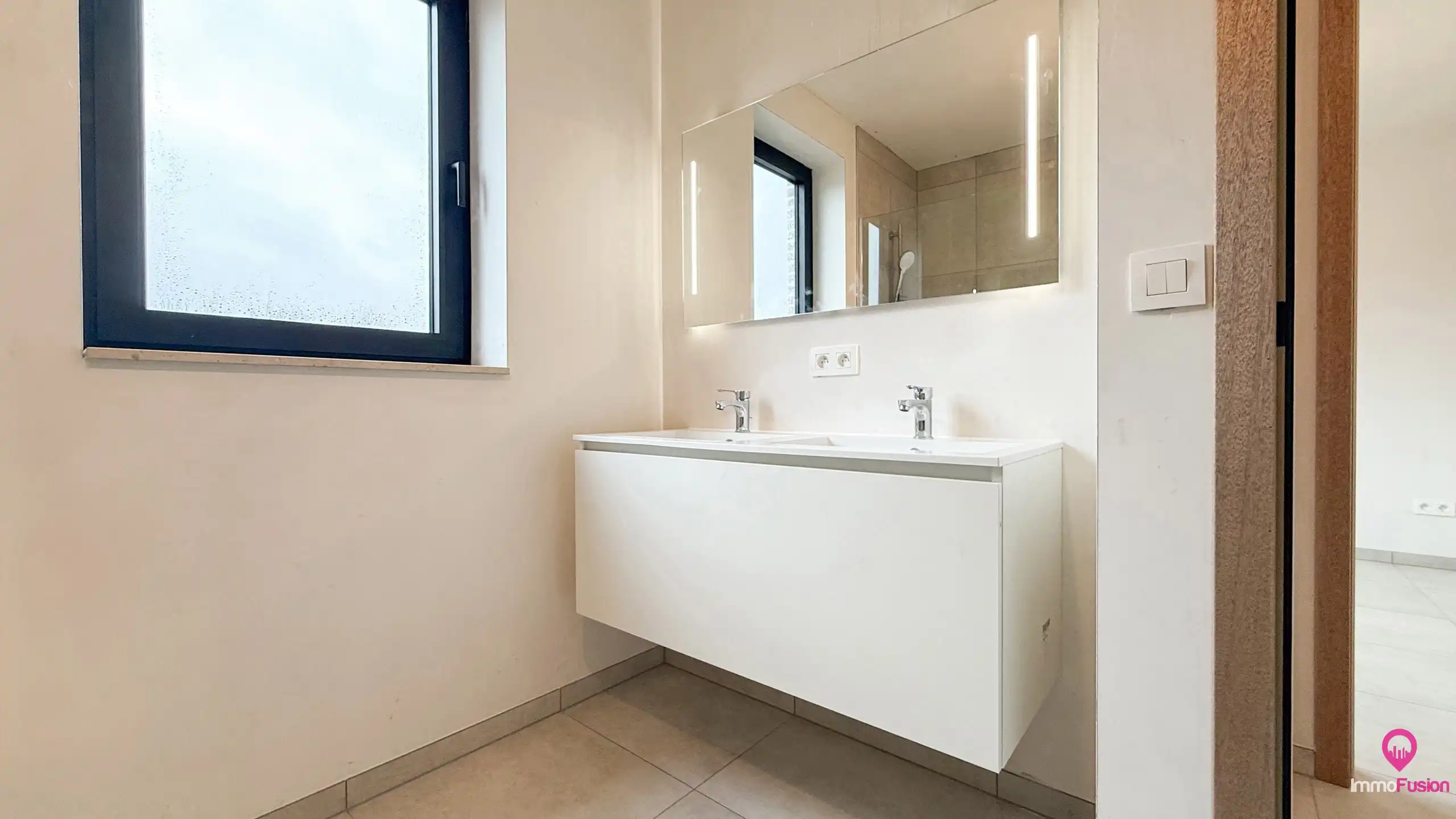 Nieuwbouw met 4 slpks en aangelegde tuin E-peil 4 te Koersel foto 23