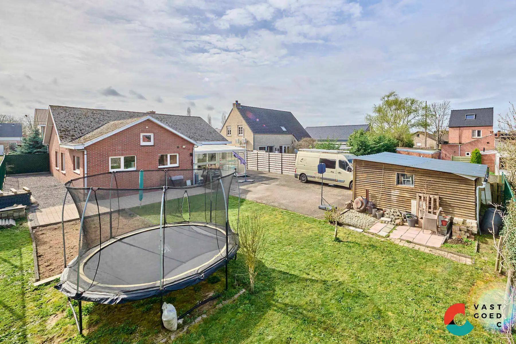 Gelijkvloerse woning op een mooi perceel foto 16