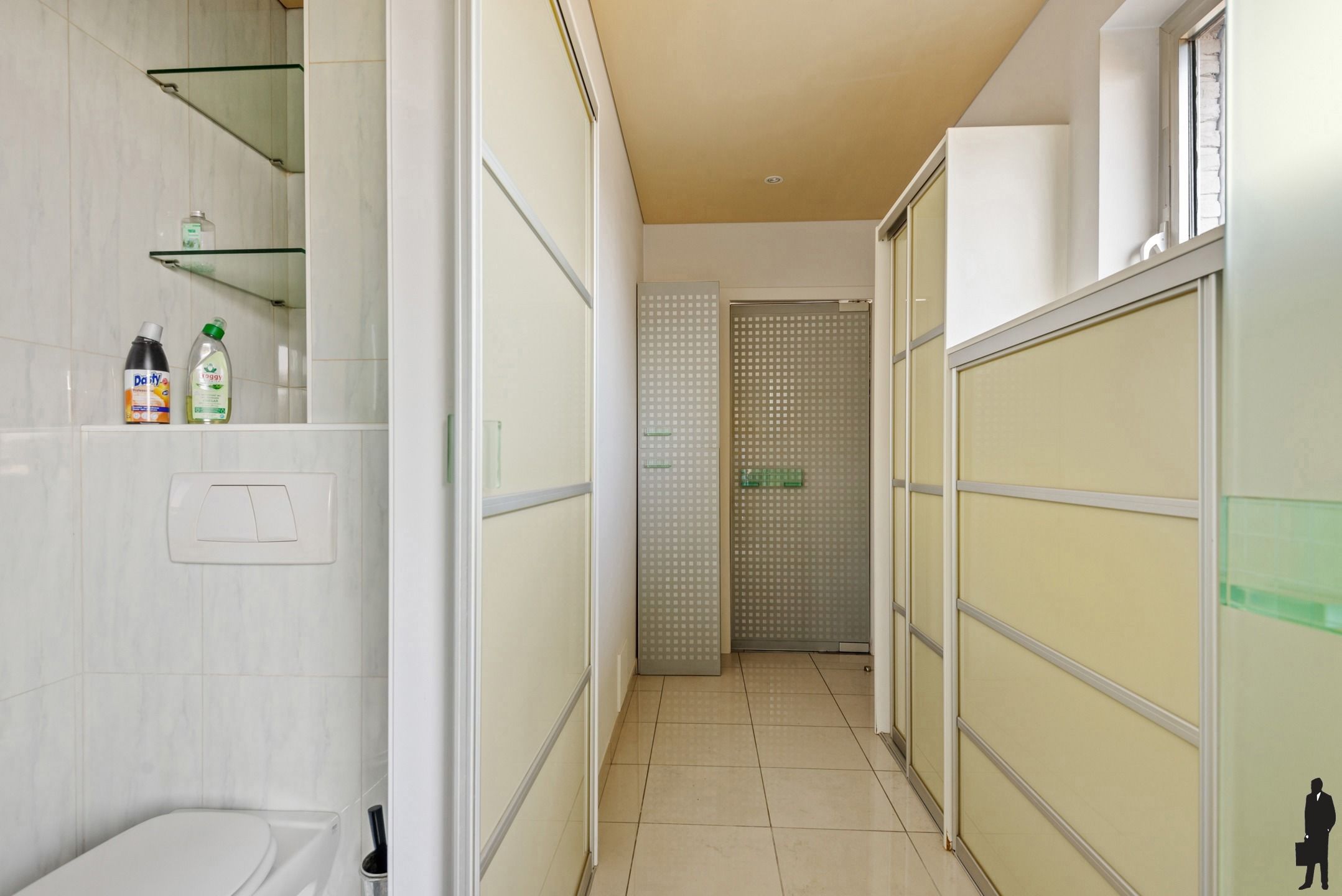 Penthouse met uniek terras foto 12