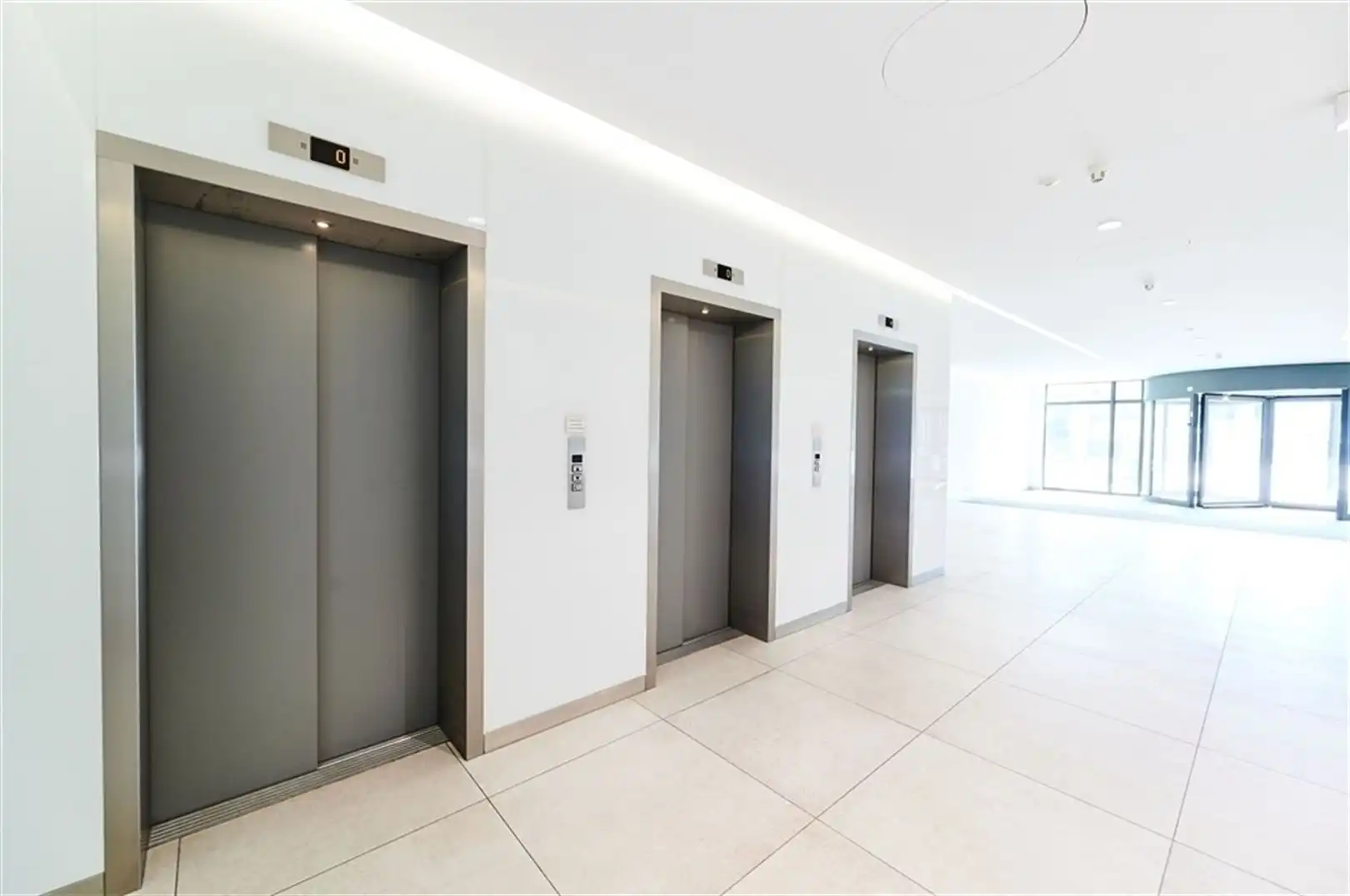 EAGLE HOUSE: kantoren te huur foto 5