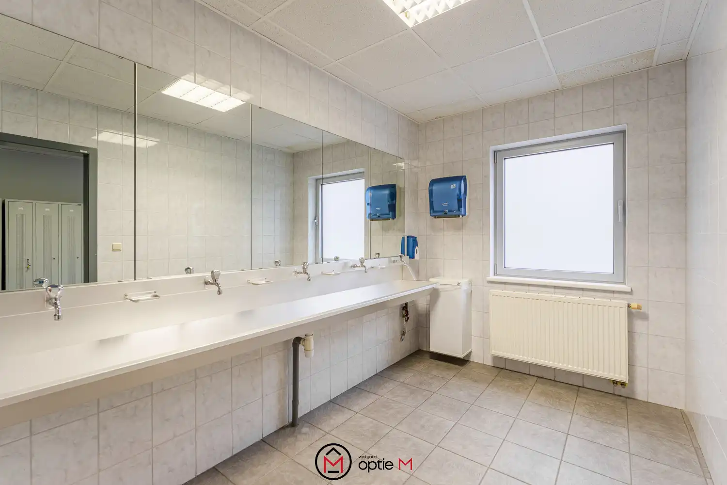 Industriepand te koop in Dilsen-Stokkem (Rotem) – ruime ateliers, kantoren en uitstekende bereikbaarheid foto 31