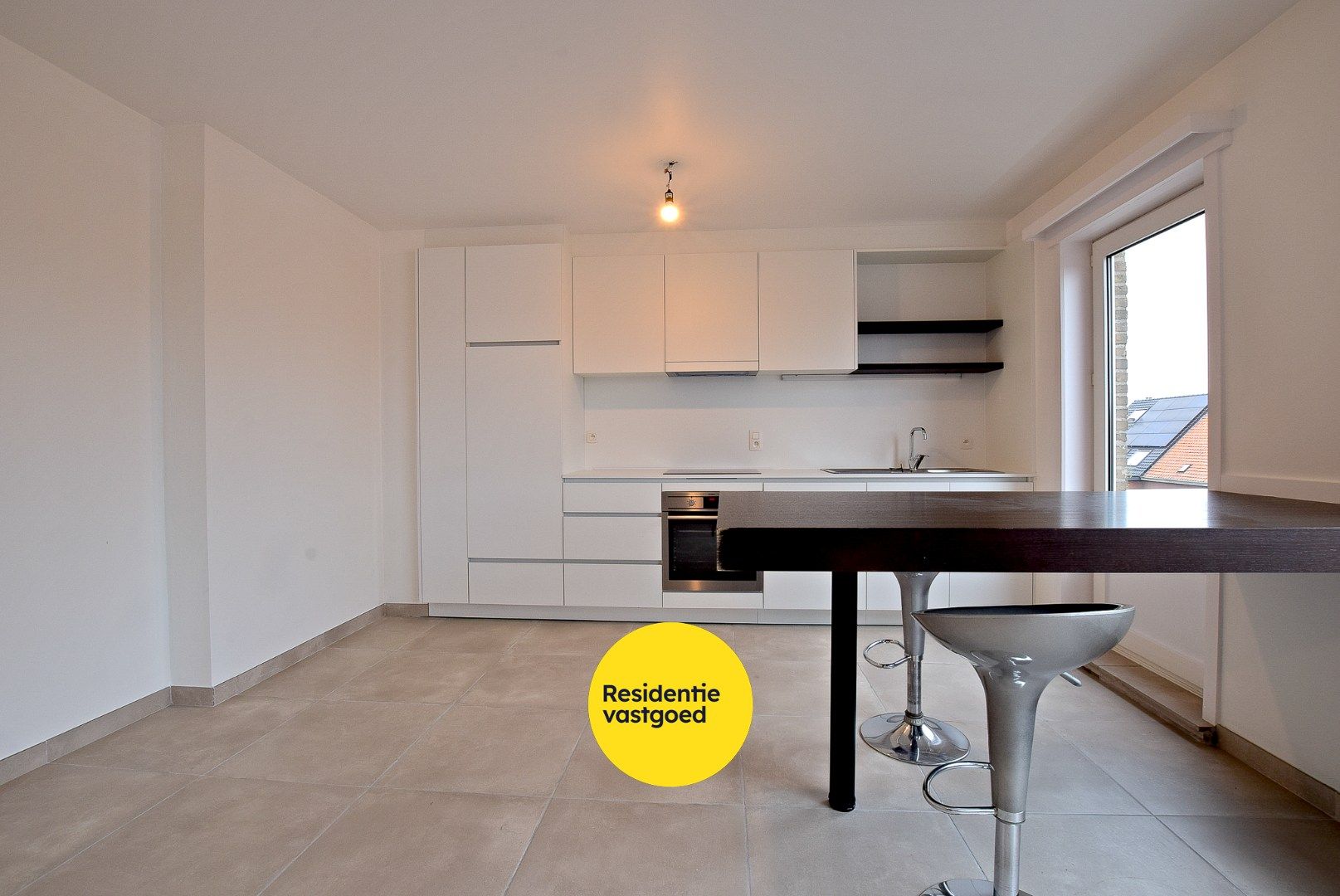 Investeringsvastgoed (gerenoveerd in 2024) omvat 2 afzonderlijk te verhuren appartementen samen 145m²! foto 4