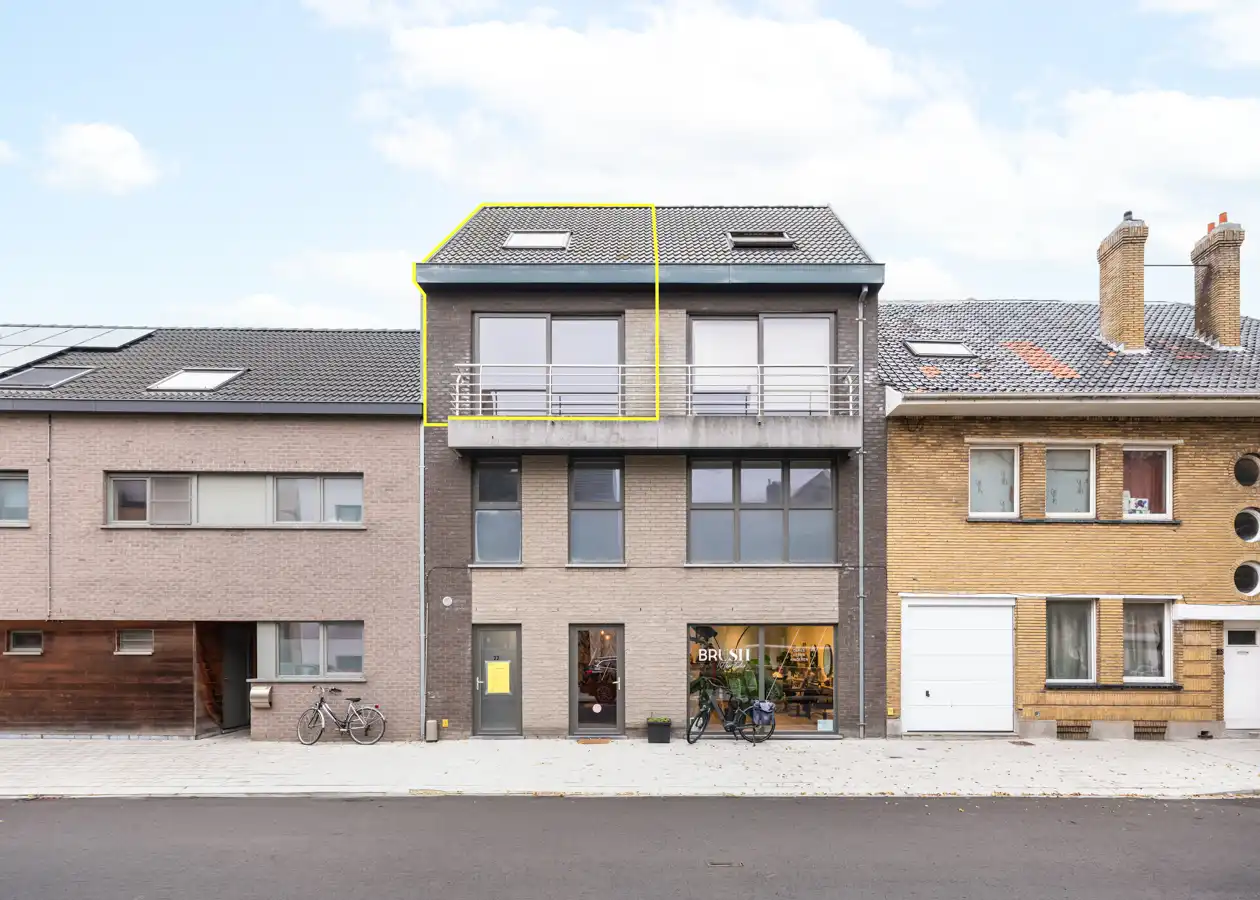 Lichtrijke duplex, op wandelafstand van zee, 2 slpks foto {{pictureIndex}}