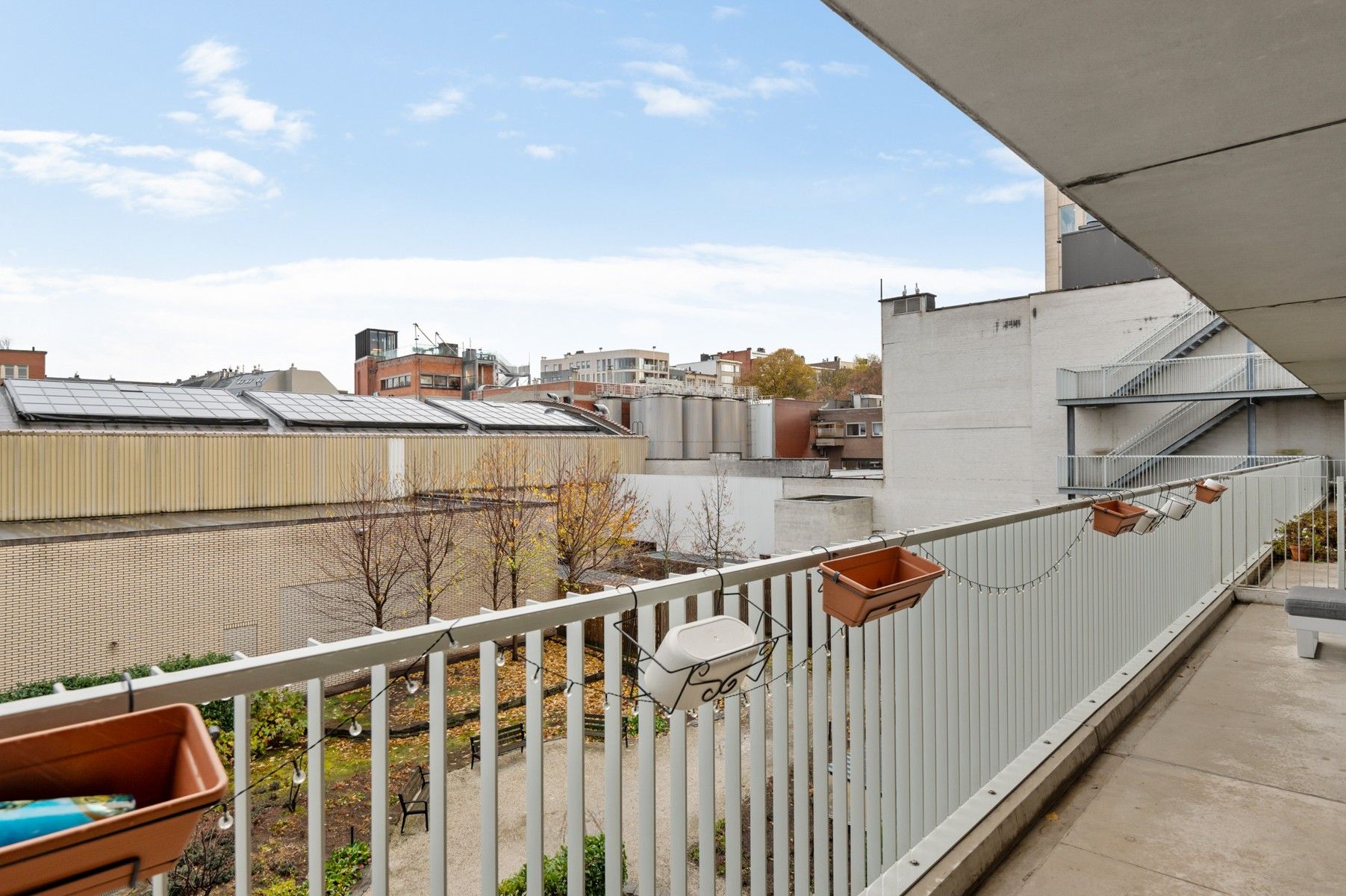 Prachtig energiezuinig appartement met zuiderterras nabij het Groen Kwartier foto {{pictureIndex}}