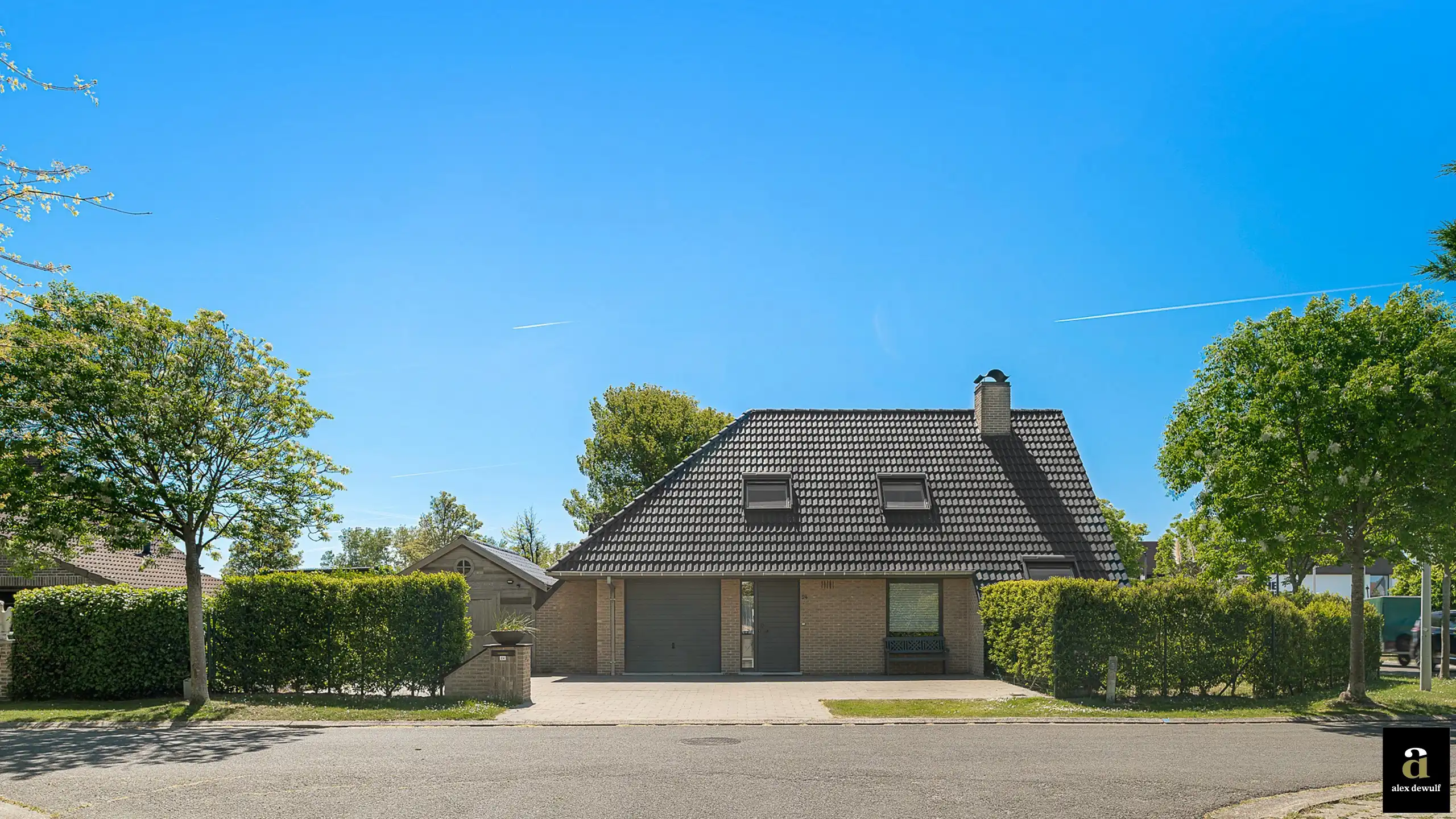 Alleenstaande villa op zonnig hoekperceel [Asterstraat]. foto 4