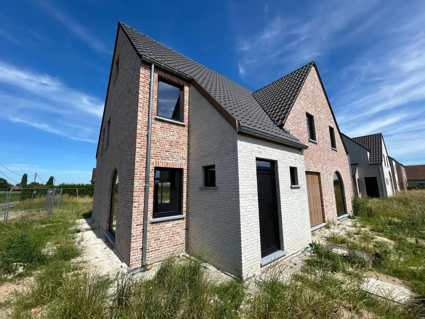 Prachtige NIEUWBOUW woning op landelijke ligging TE KOOP in Ingooigem (Anzegem). foto 2