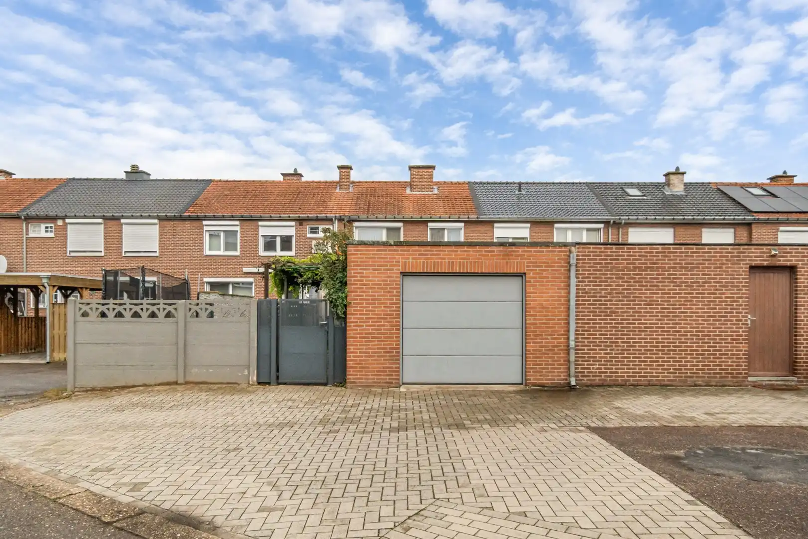 Knusse gezinswoning op een rustige locatie nabij het centrum van Maaseik! foto 28