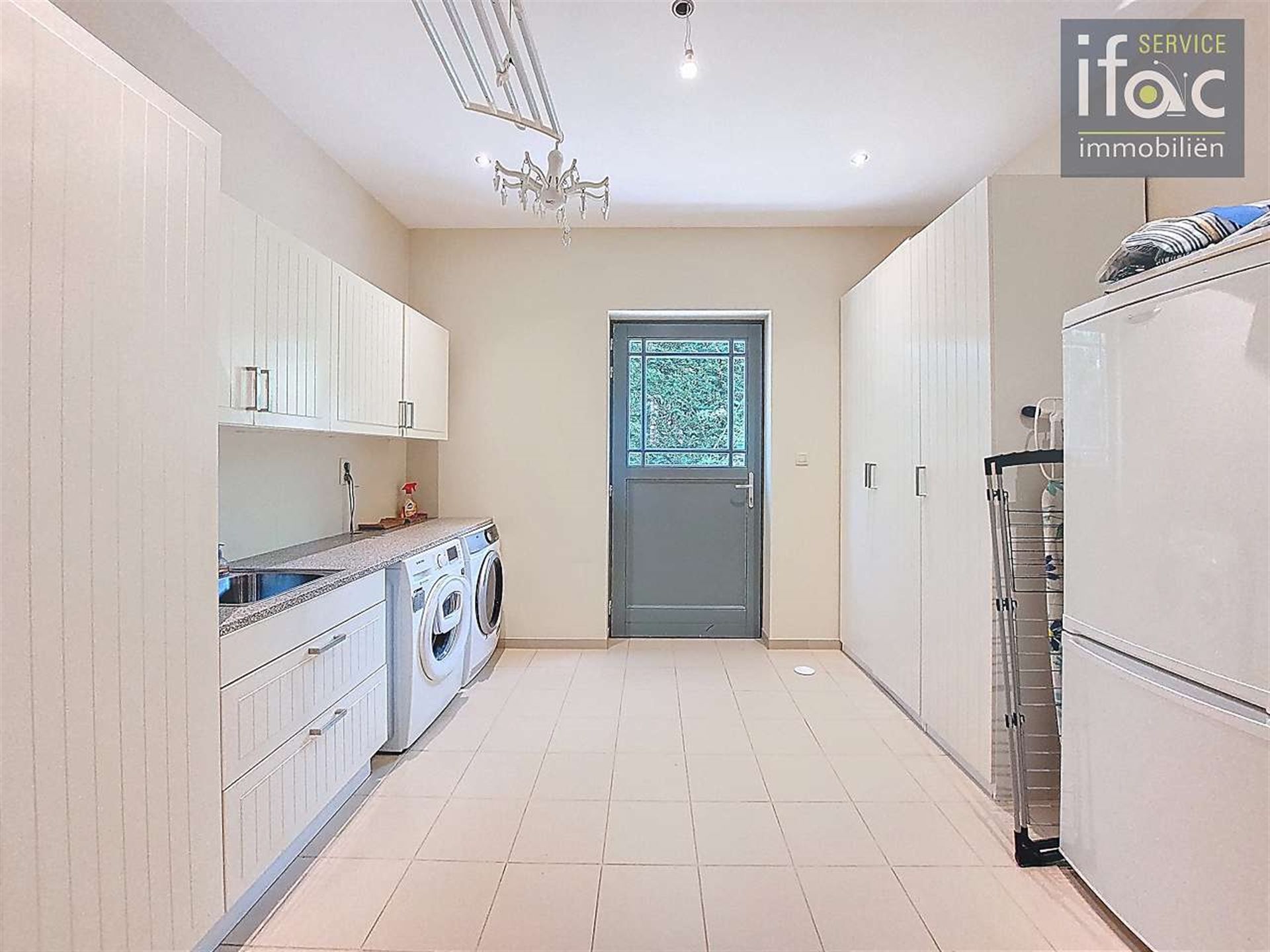 Exclusieve luxevilla op 14,47are TOP-afwerking! foto 35