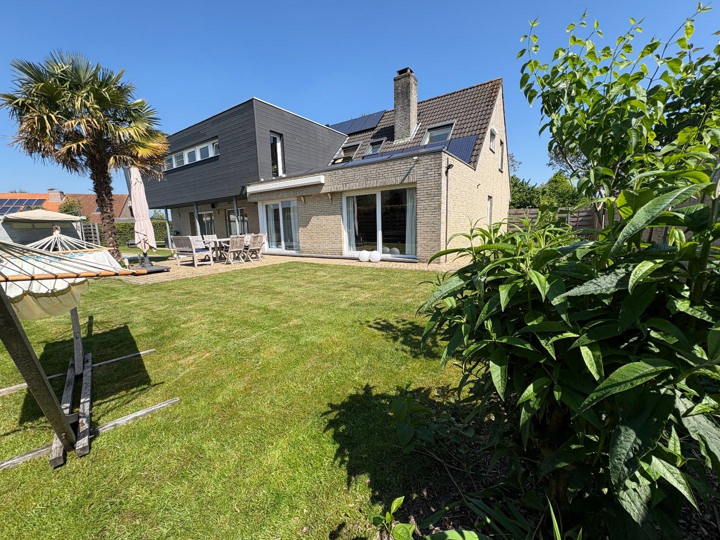 ALLEENSTAANDE WONING MET 4 TOT 7 SLPKS, TUIN EN ZWEMBAD foto 2