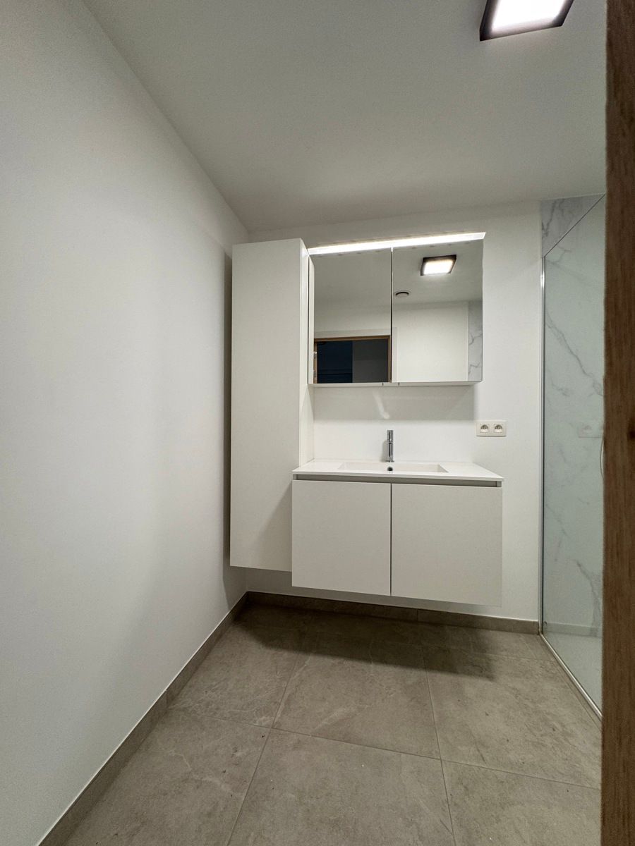 Prachtig energiezuinig nieuwbouw appartement te Gistel. foto 4