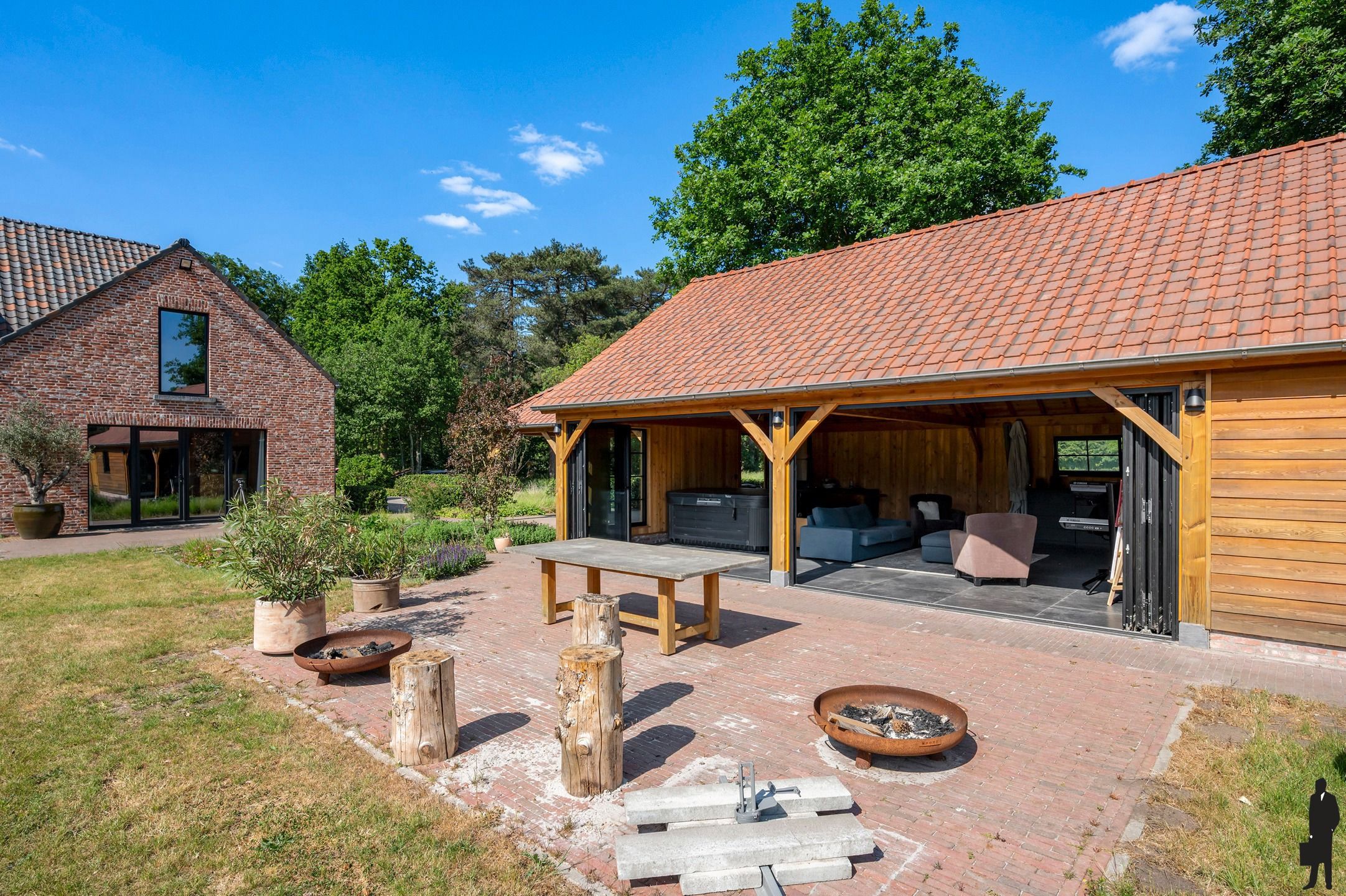 Charmante, volledig gerenoveerde villa  foto 29