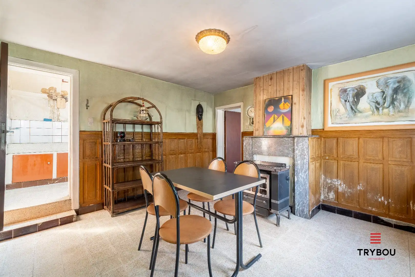 Te renoveren alleenstaande woning op een ruim perceel met tal van mogelijkheden!  foto 3