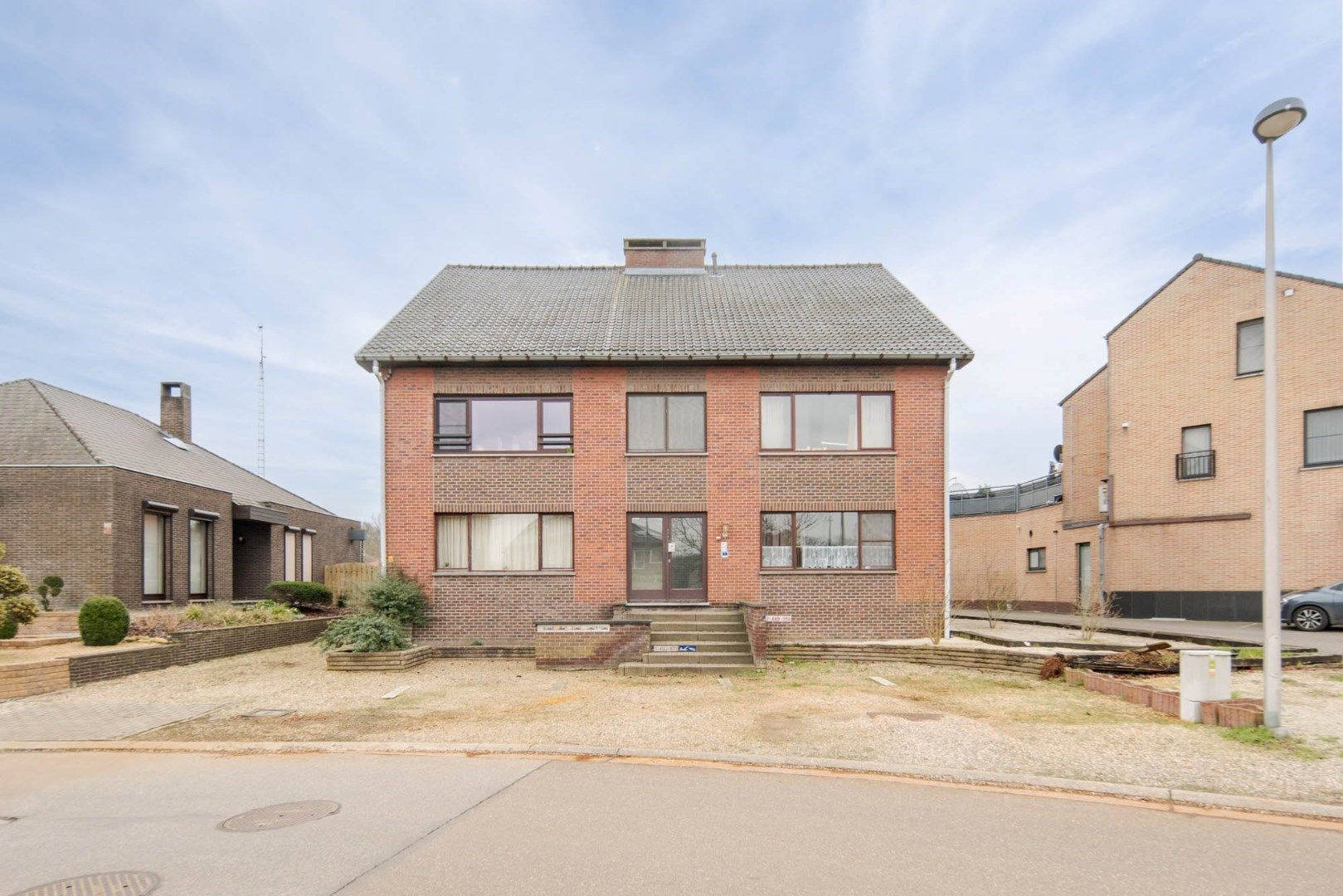 Verzorgd tweeslaapkamer-appartement met garage en berging op enkele minuutjes van het centrum van Munsterbilzen foto 5