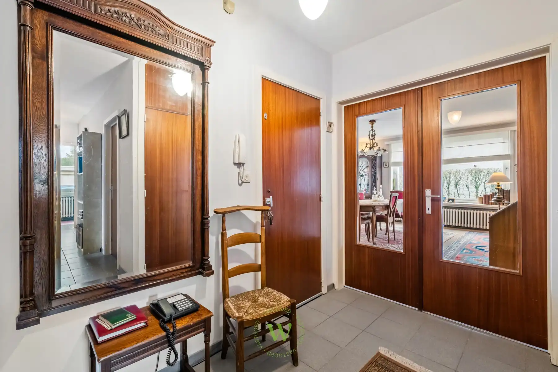 Lichtrijk 3-slaapkamerappartement met 2 garages en berging foto 11