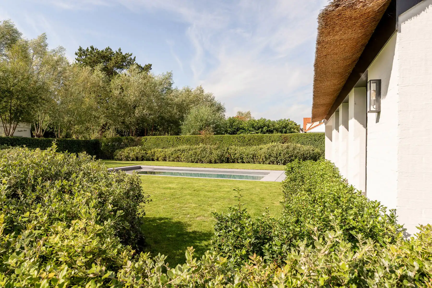 Ruime, volledig gerenoveerde villa aan de rand van het Zoute foto 45