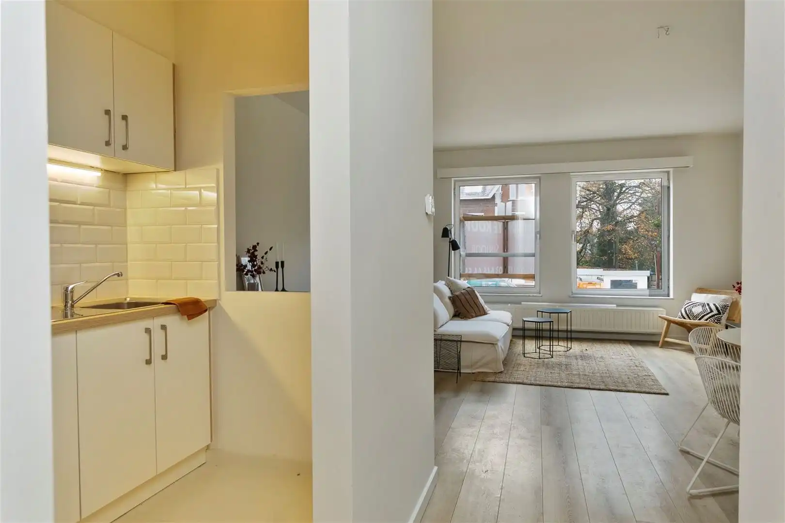 Instapklaar appartement met 1 slaapkamer en parking foto 2