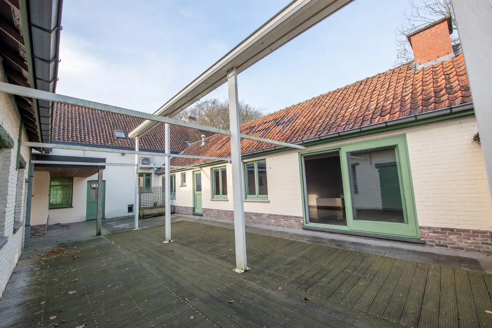Ruim handelspand met 2 woningen te koop centrum Lozer. Tal van mogelijkheden! foto 9