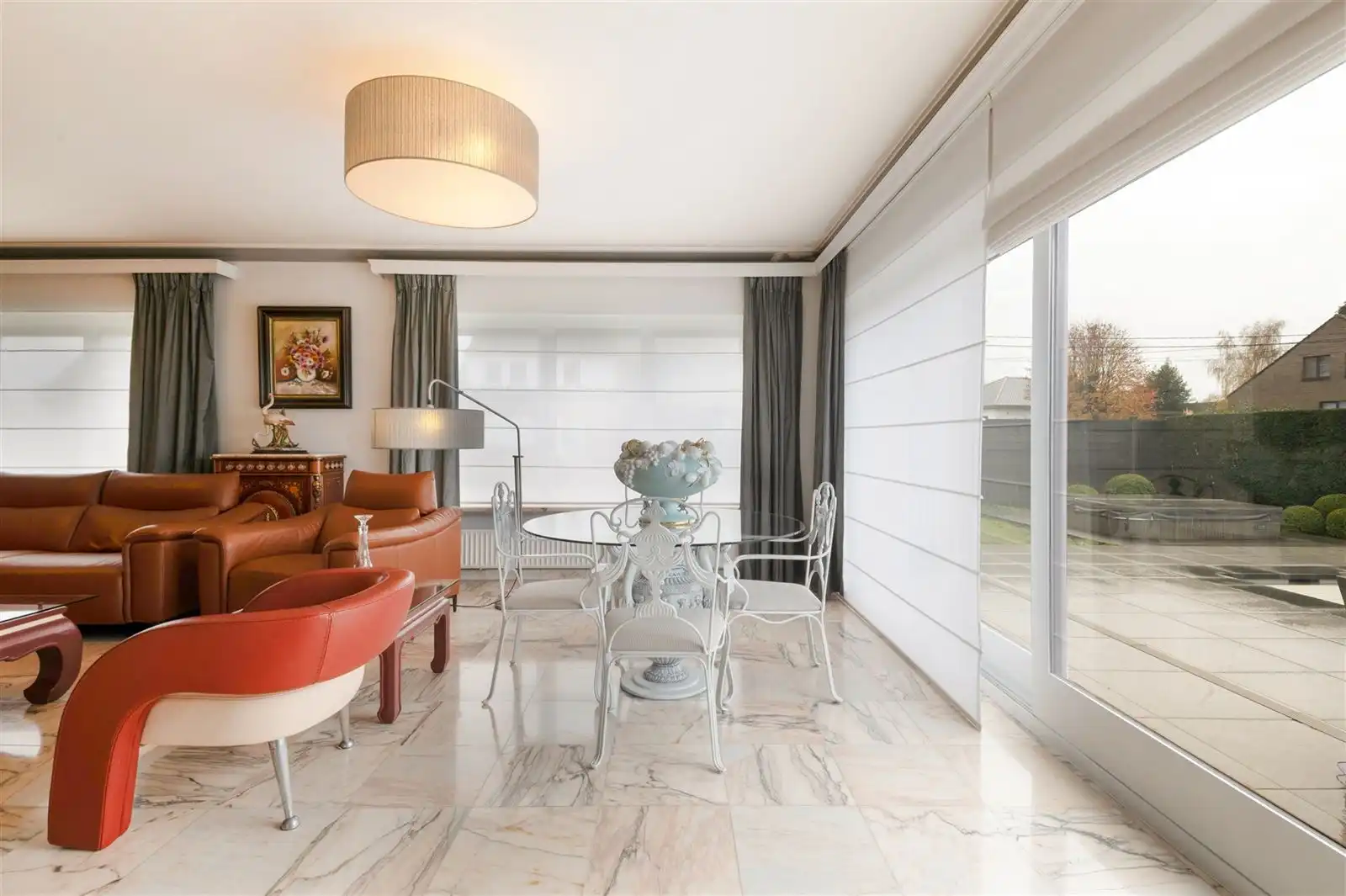 Polyvalente villa met  zeer grote loods foto 6