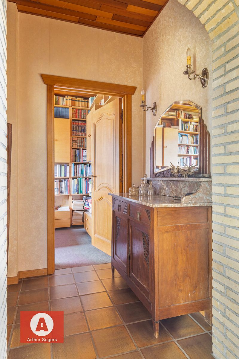 Karaktervolle villa met ruime tuin en tal van mogelijkheden  foto 19