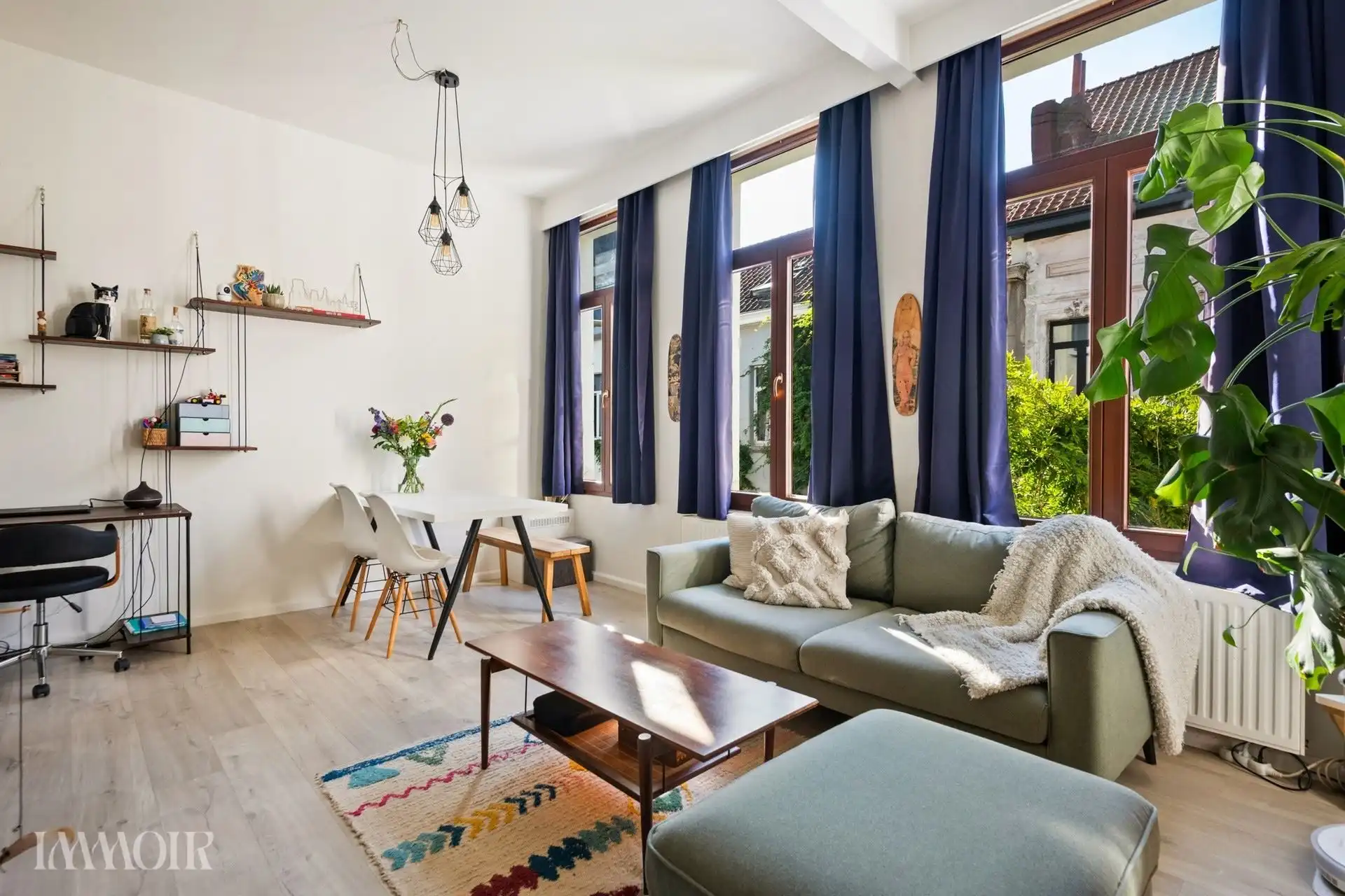 Charmante stadswoning met zeer ruime garage. foto 6