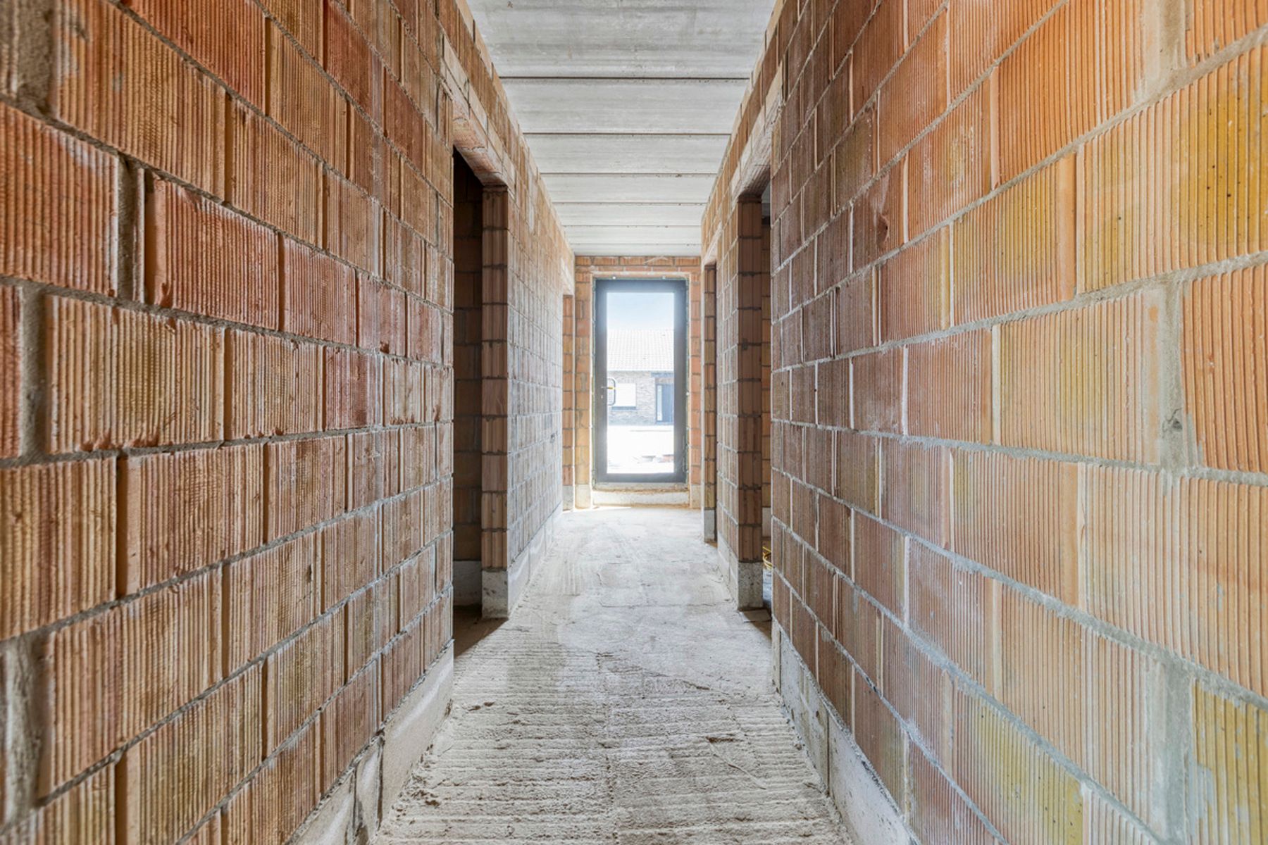 Nieuwbouwwoning ZONDER BTW met tal van materiaal inbegrepen (registratierecht 2%) foto 7
