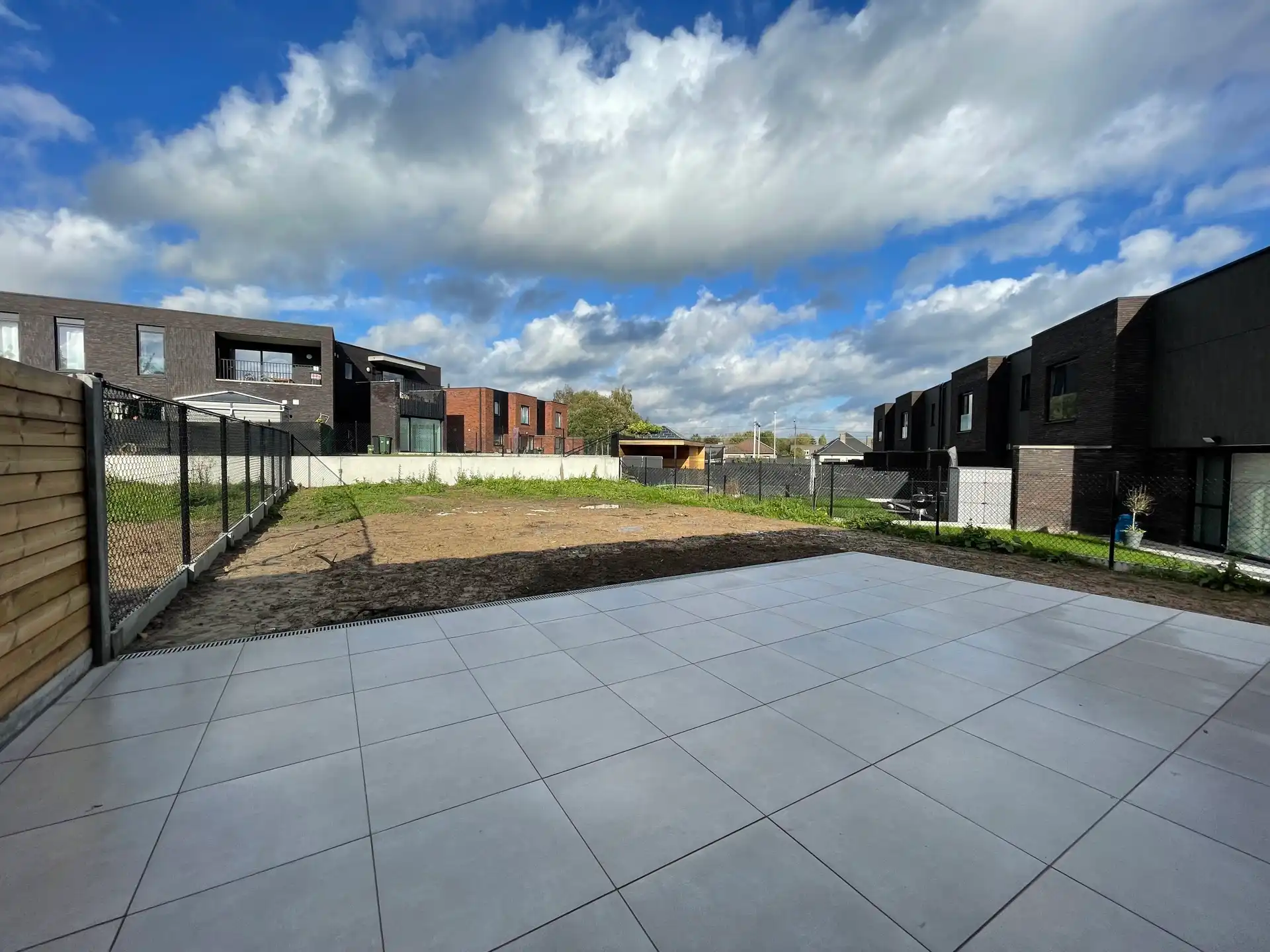 LEDE -  Recente HoB in rustige wijk. foto 6