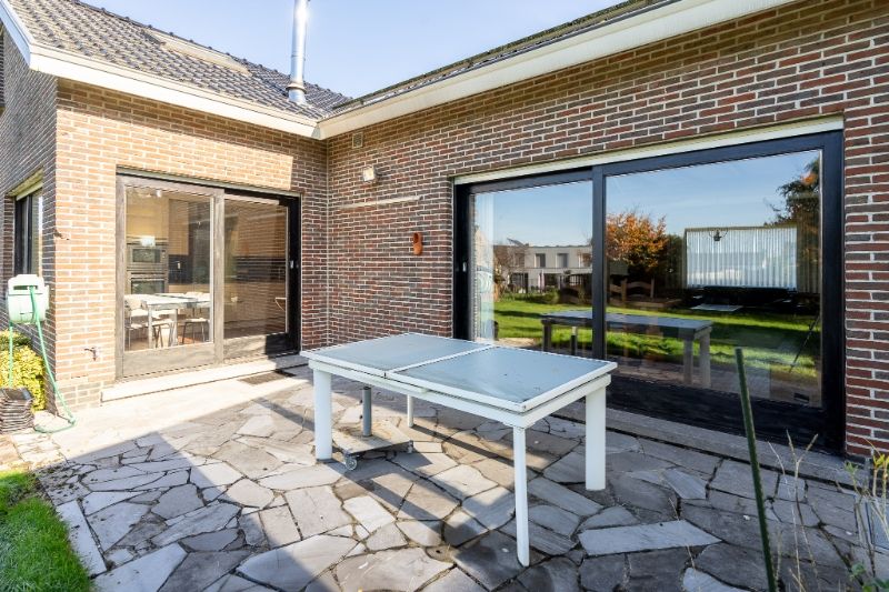 Exclusieve alleenstaande villa met zuidgerichte tuin en volledige onderkeldering! foto 31