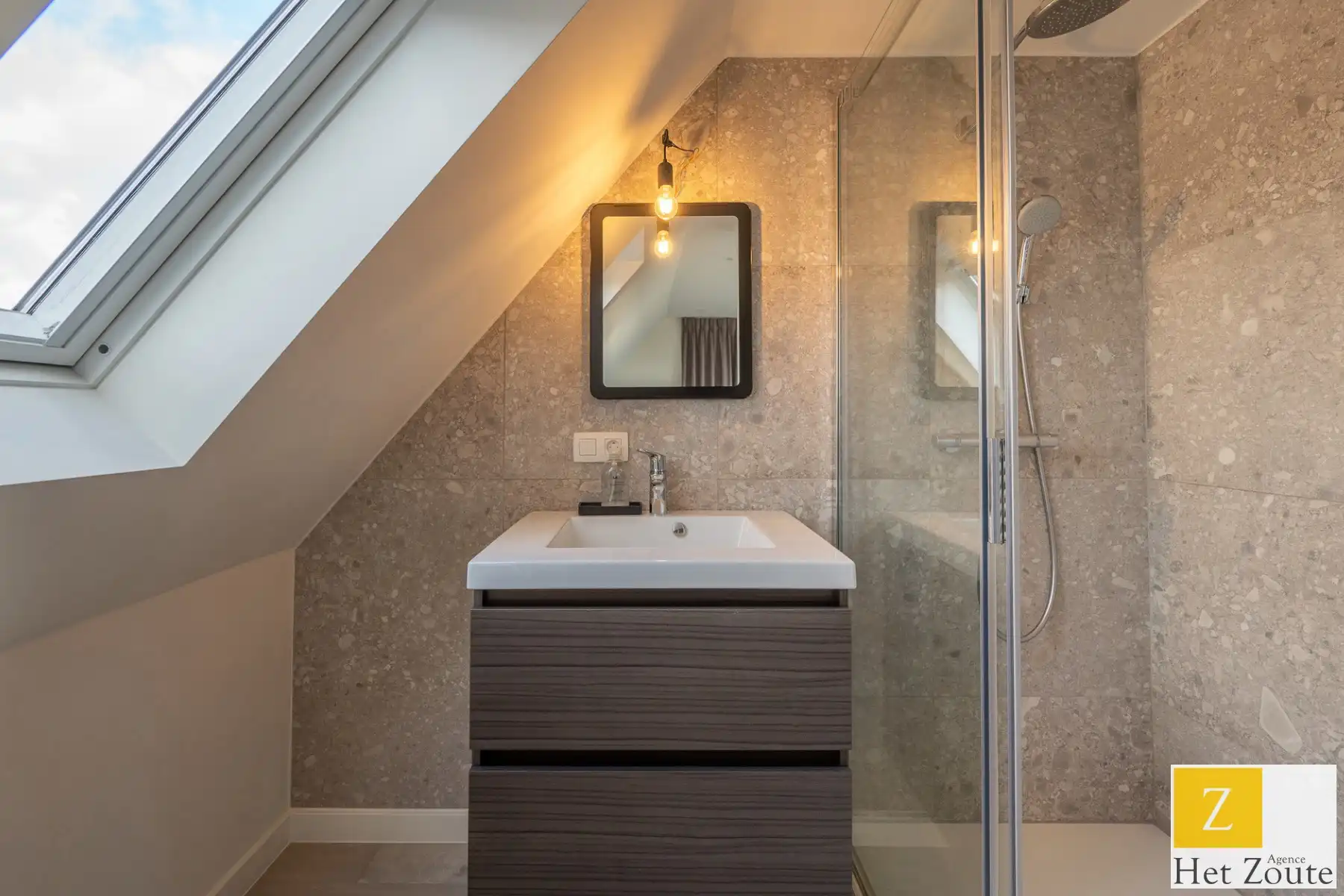 Twee ruime villa’s op één groot perceel (5.460 m²) te Knokke foto 34