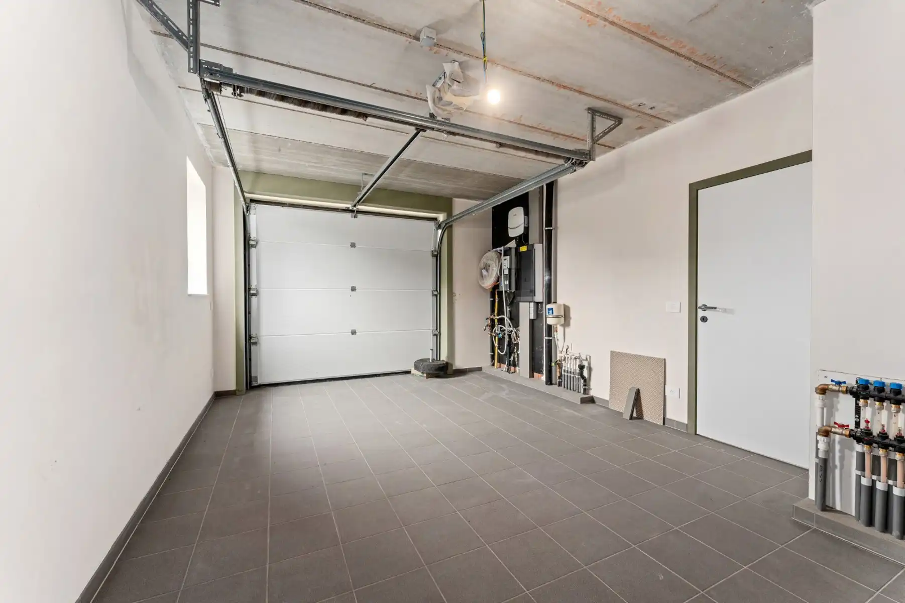 Moderne, halfopen woning foto 20