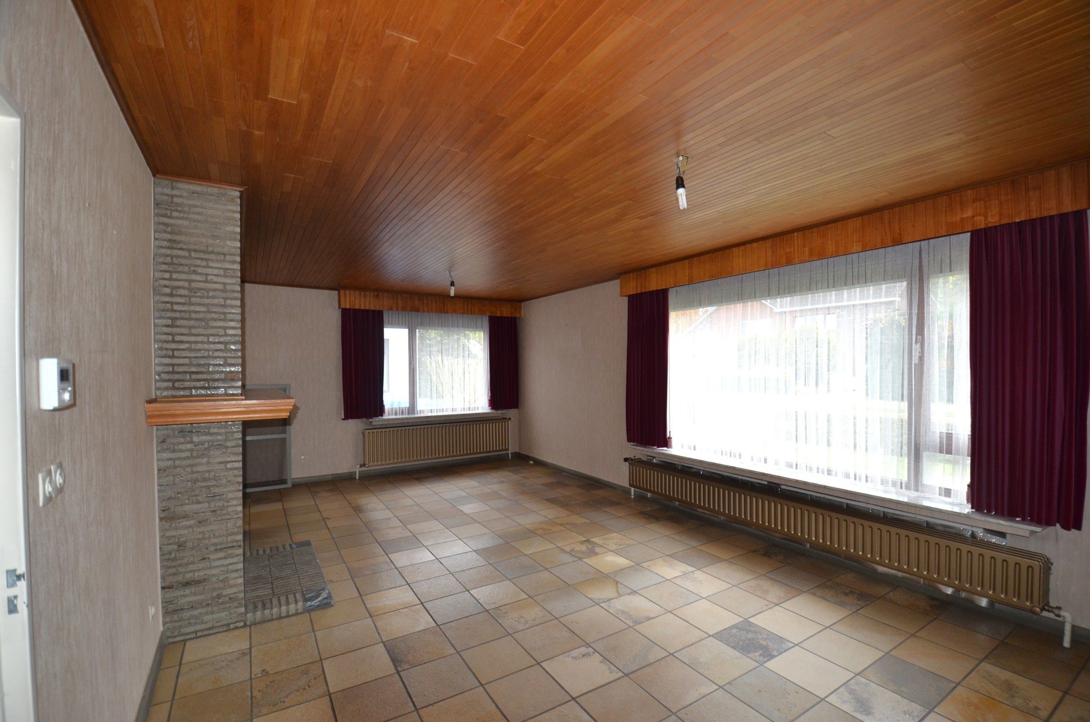 Te renoveren woning op rustige locatie foto 4