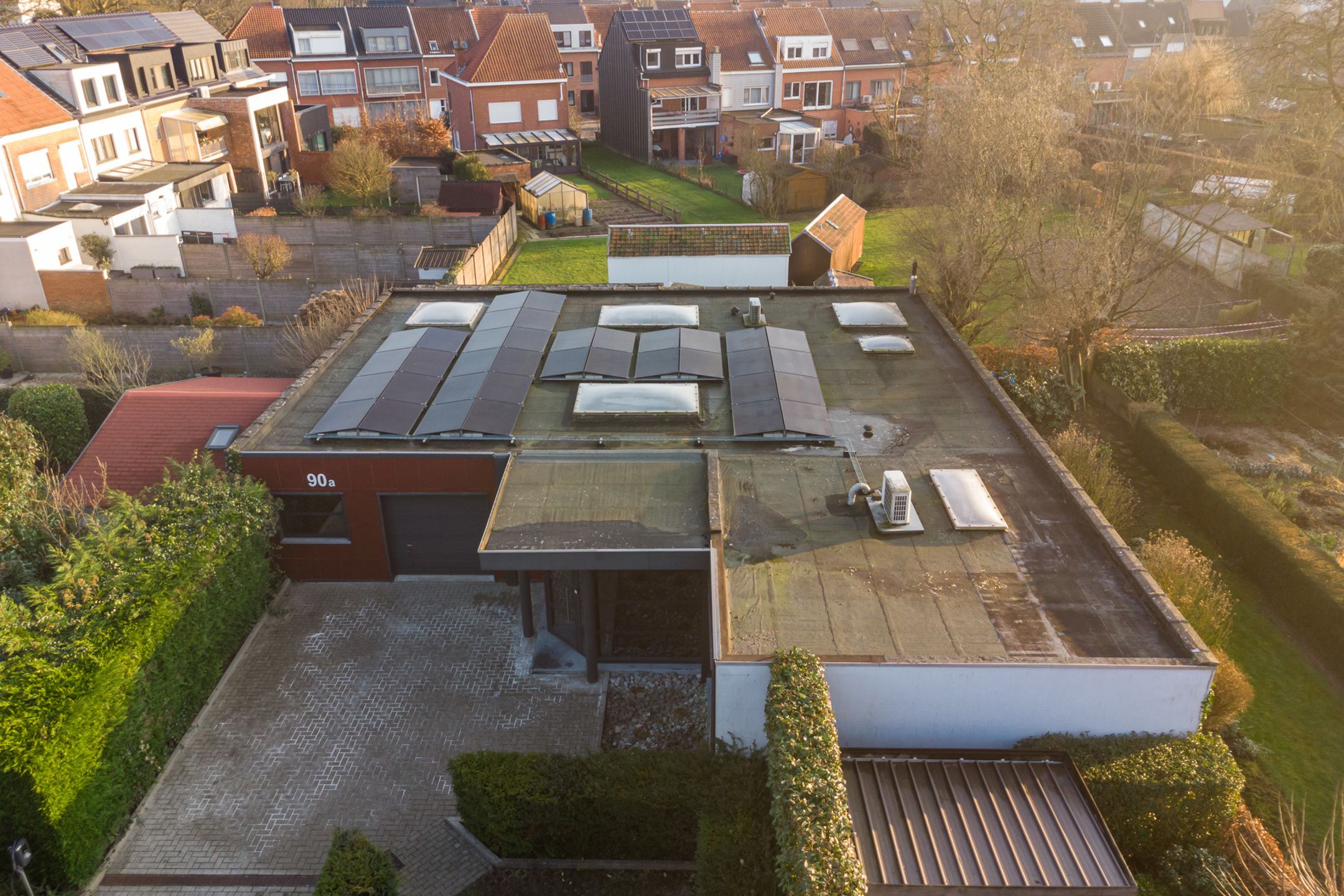 Moderne HOB met 4 slpks + kantoren en magazijnruimte  foto 55