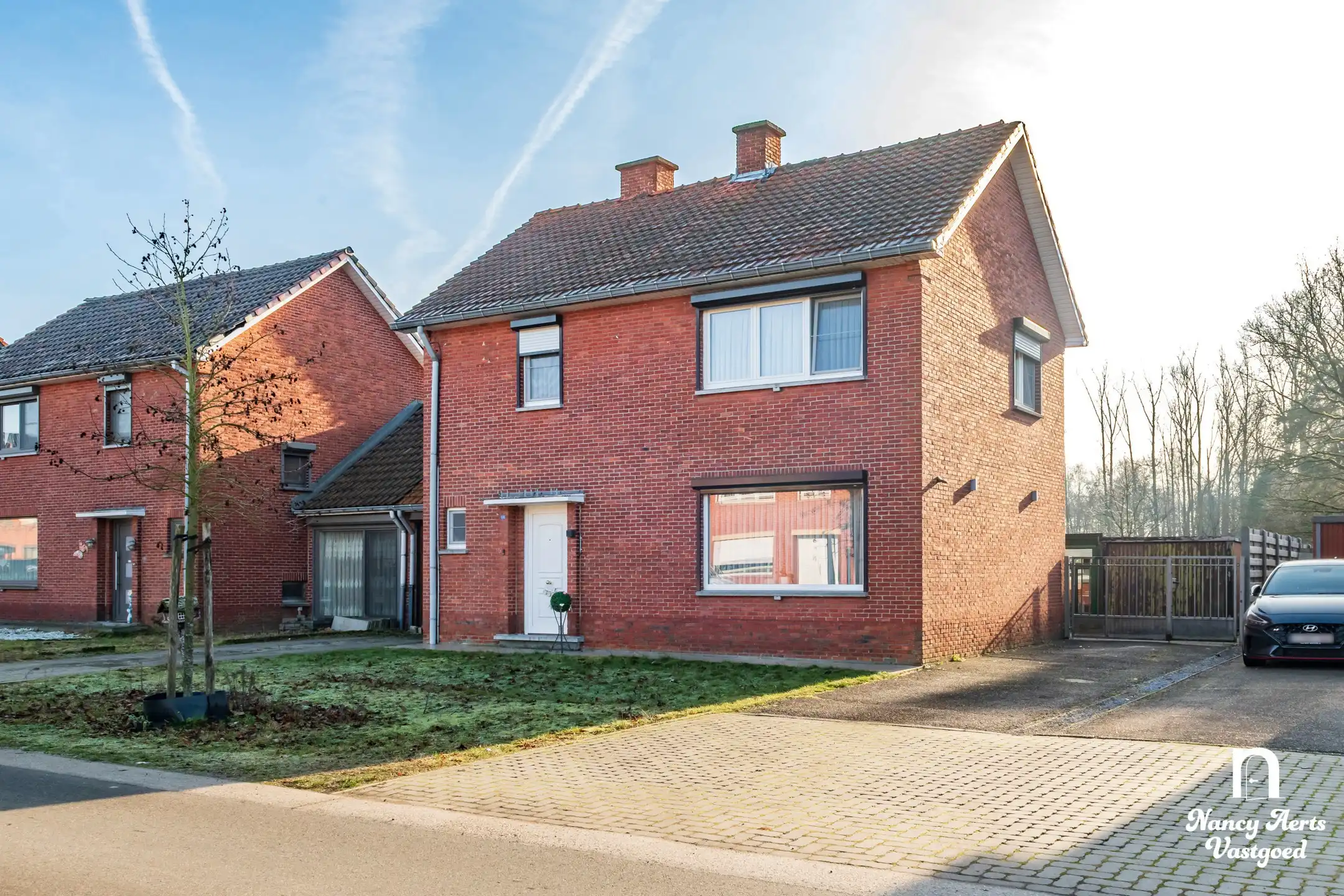 Vernieuwde instapklare gezinswoning met zuidgerichte tuin foto 2