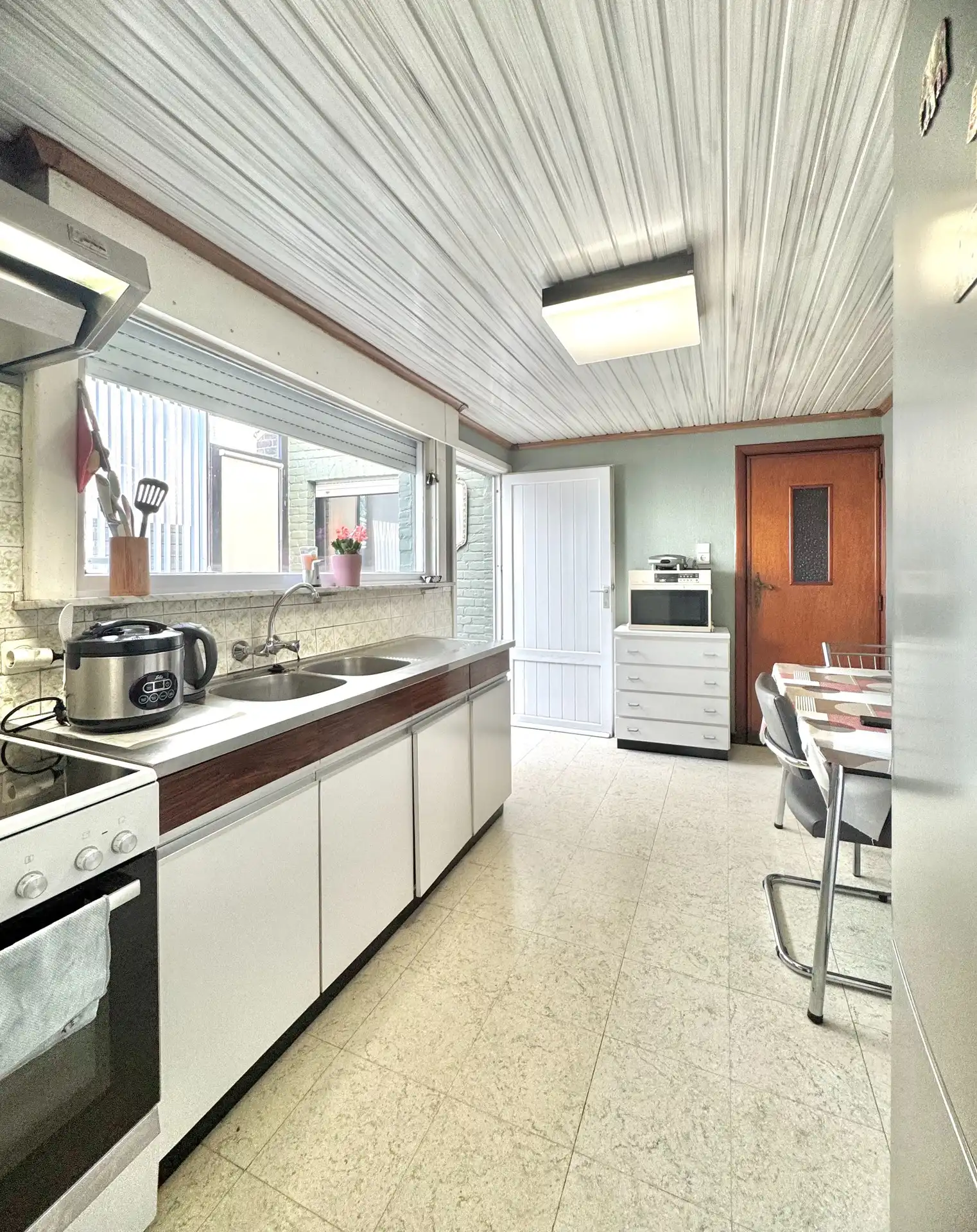 HALFOPEN WONING | 2 KAMERS |TERRAS | GARAGE | 208 M² foto 13