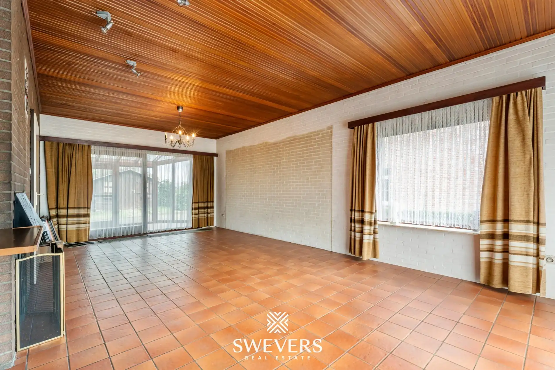 Op te frissen woning op 14a 23ca met open uitzicht foto 2