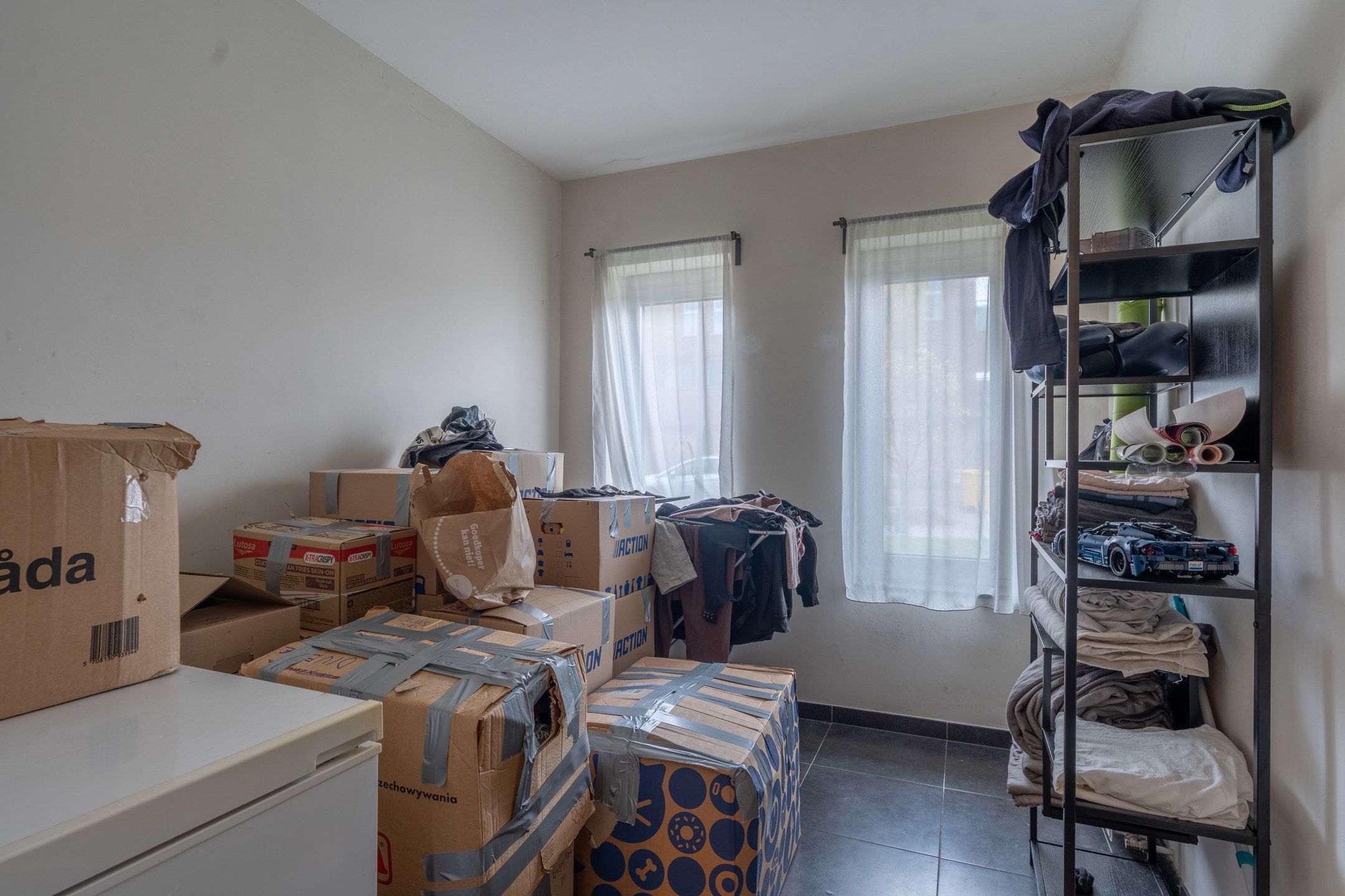 Gelijkvloers app met 2 slpk en autostaanplaats te Turnhout. foto 8