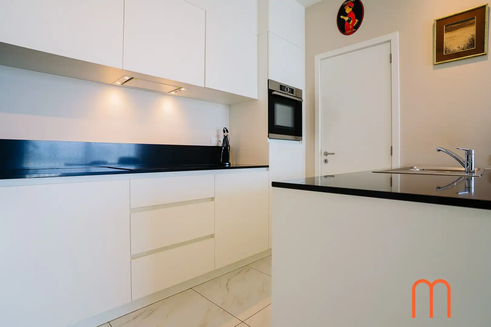 Appartement te huur in Central Park Tower, Oosteroever – 1 slaapkamer, garage en ruim terras foto 8
