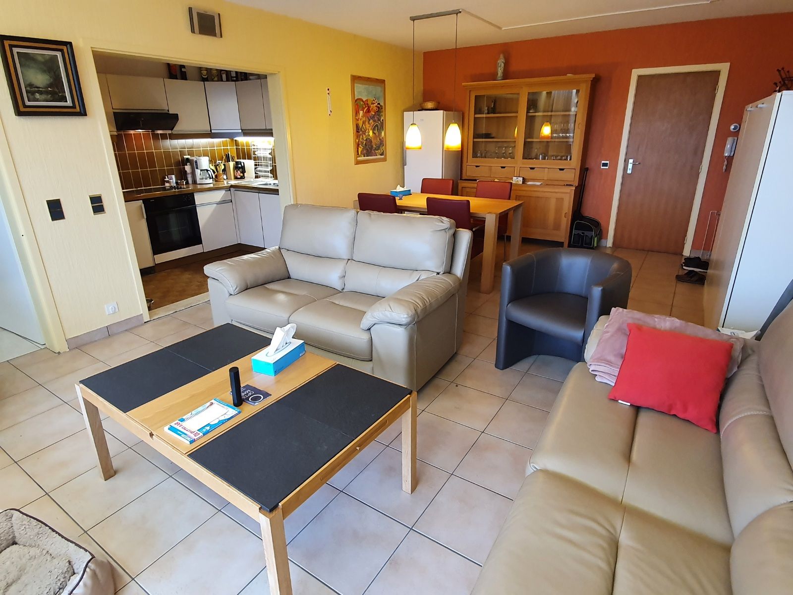 Appartement te huur foto {{pictureIndex}}